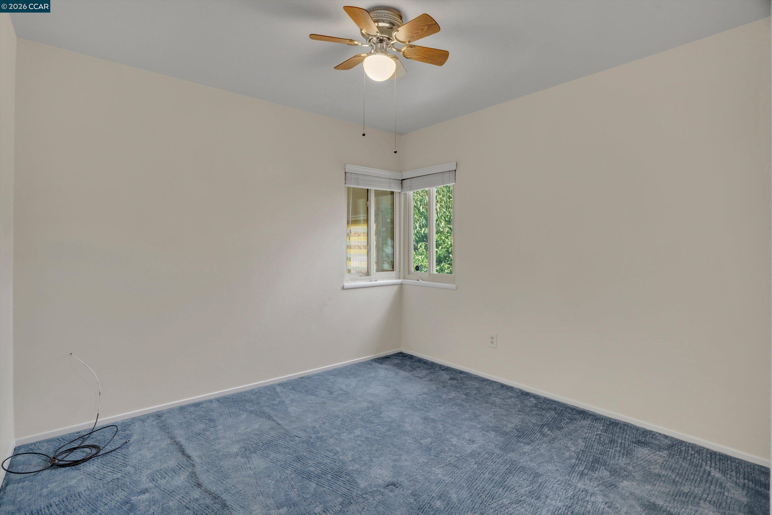 8 Water St