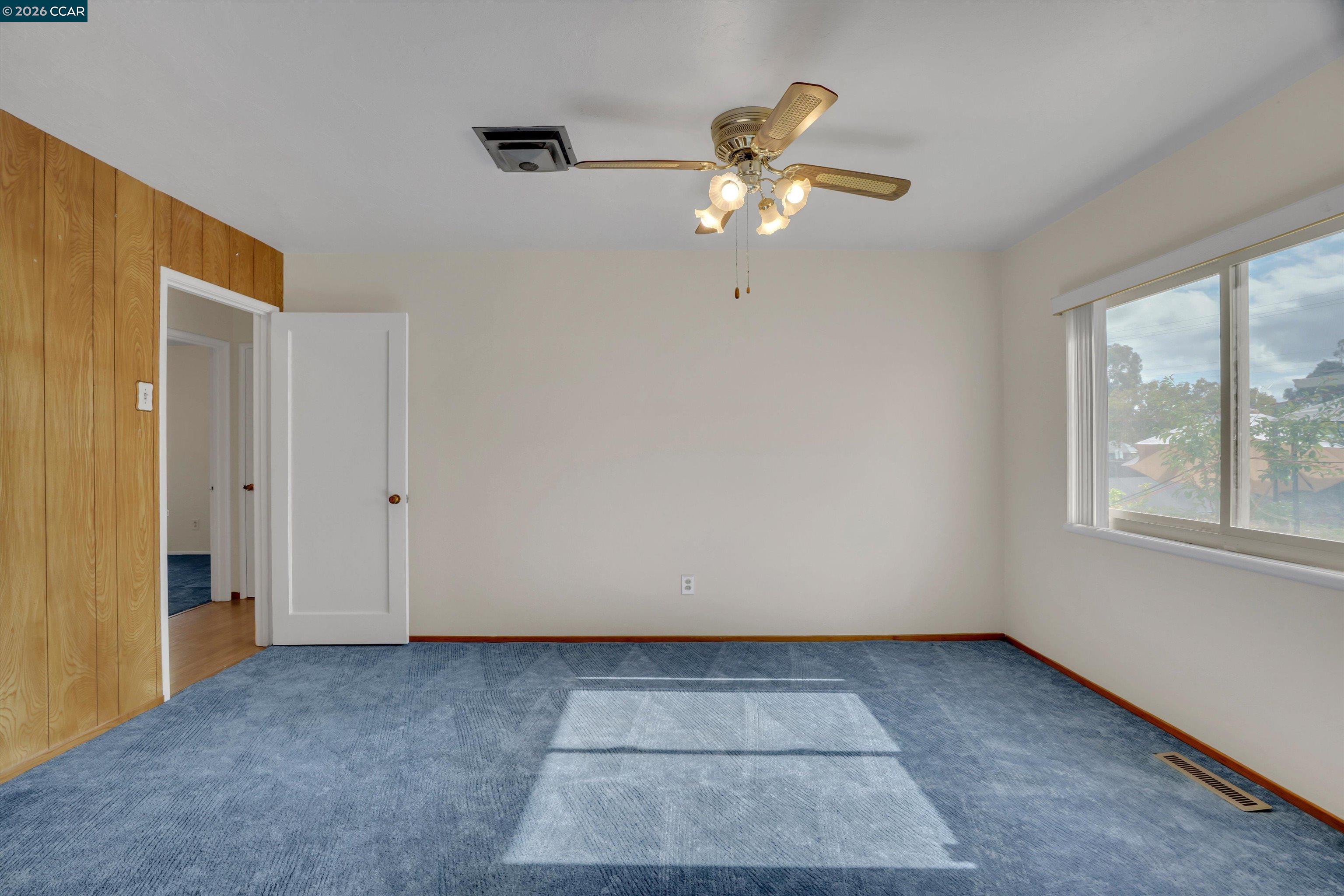 8 Water St