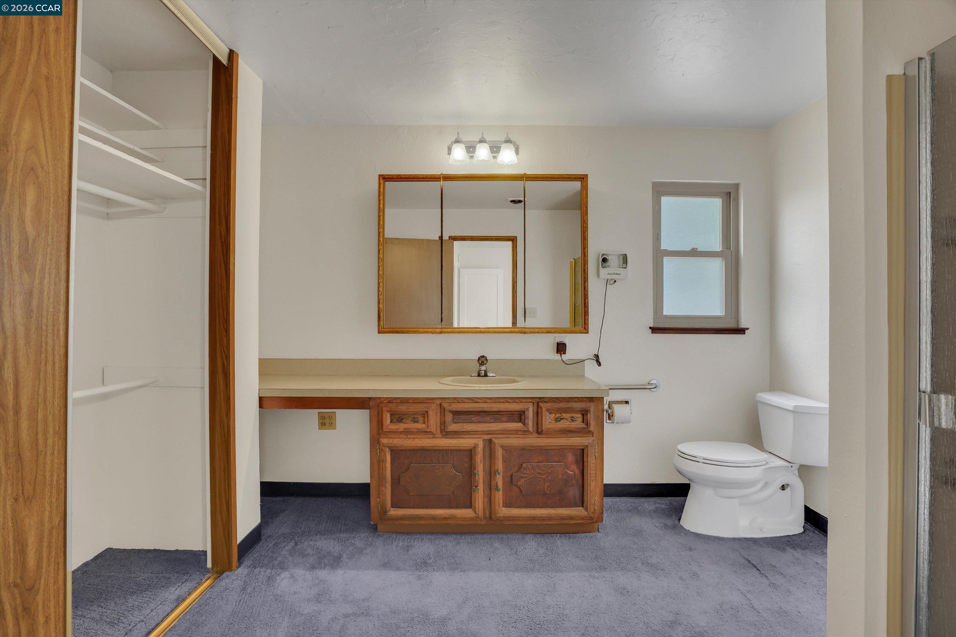 8 Water St