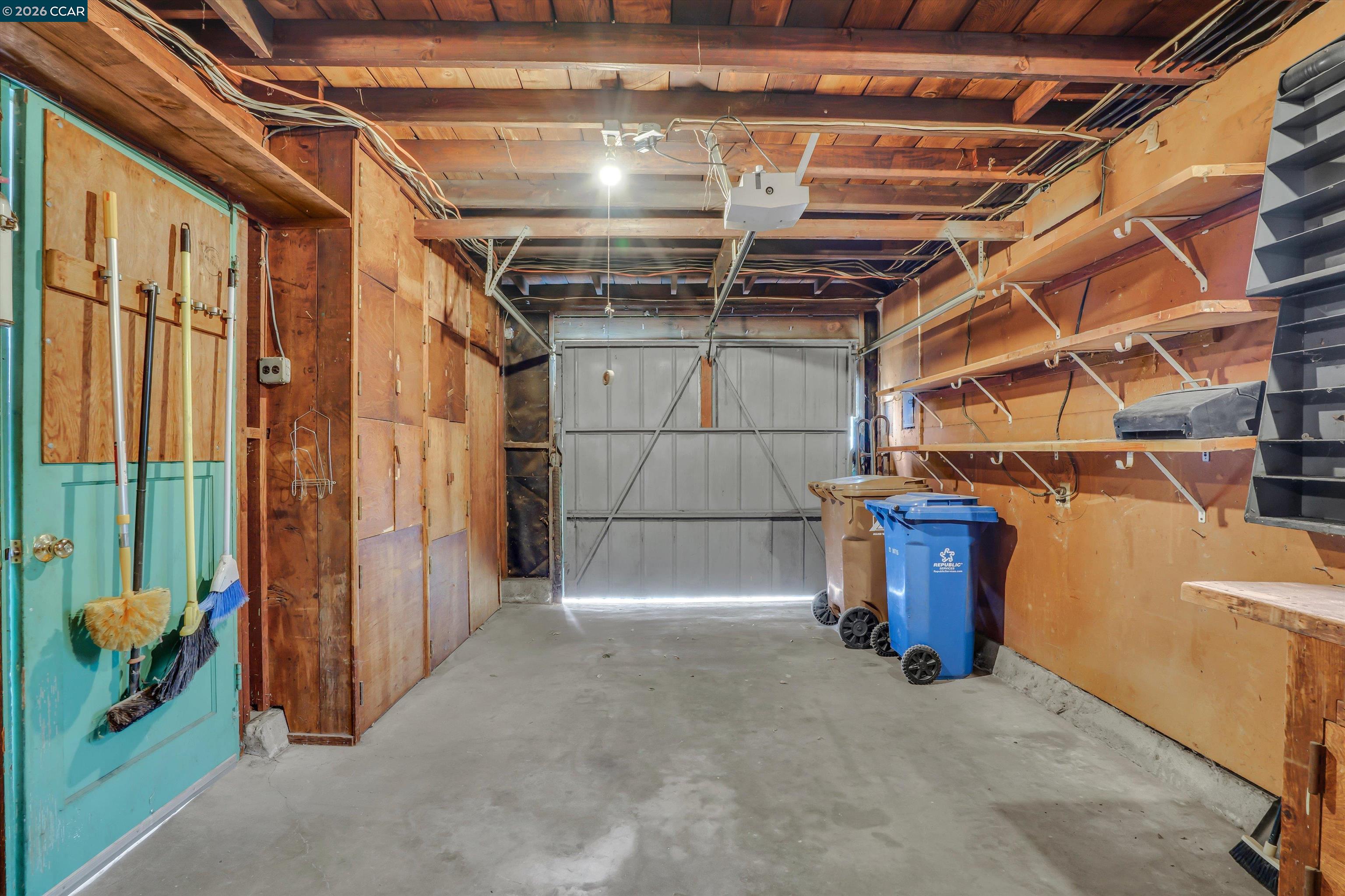 8 Water St