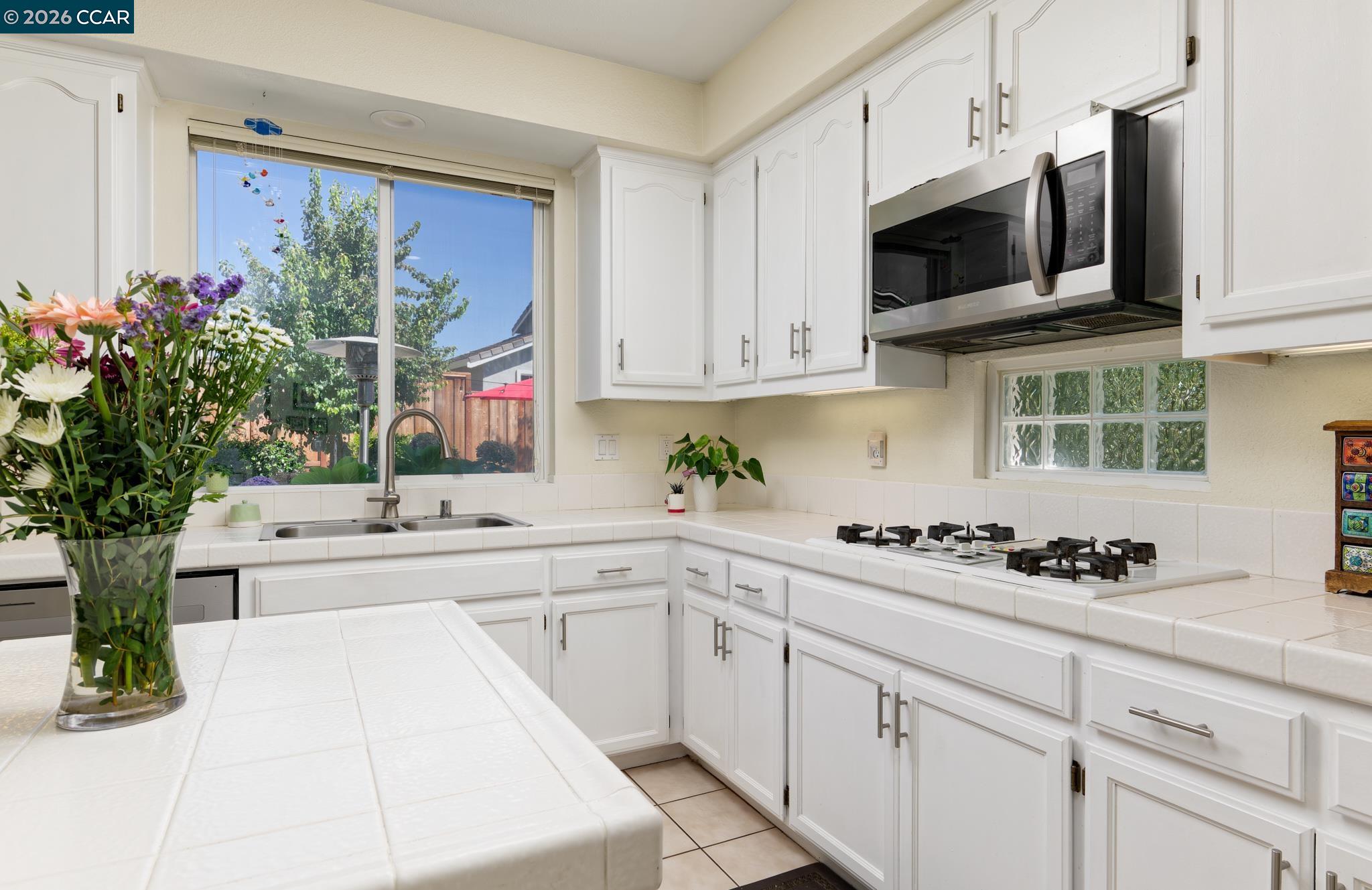 1315 Oak Crest Way