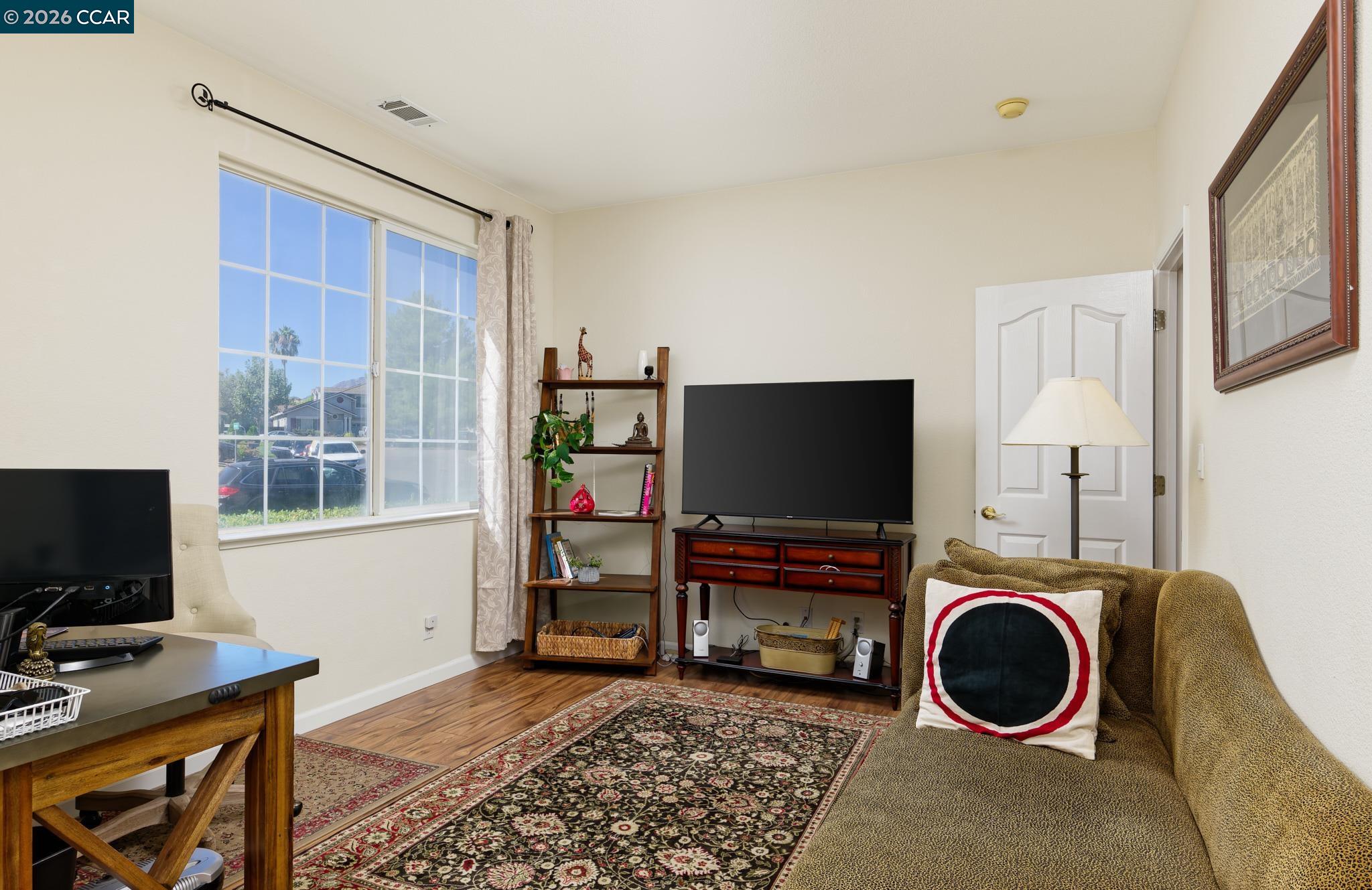 1315 Oak Crest Way