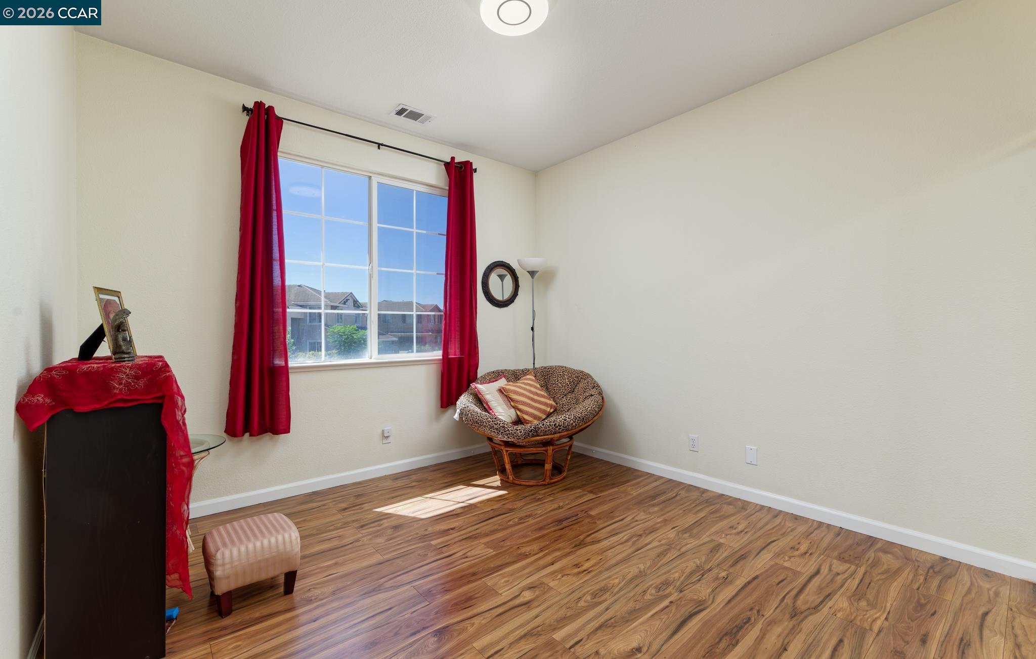 1315 Oak Crest Way