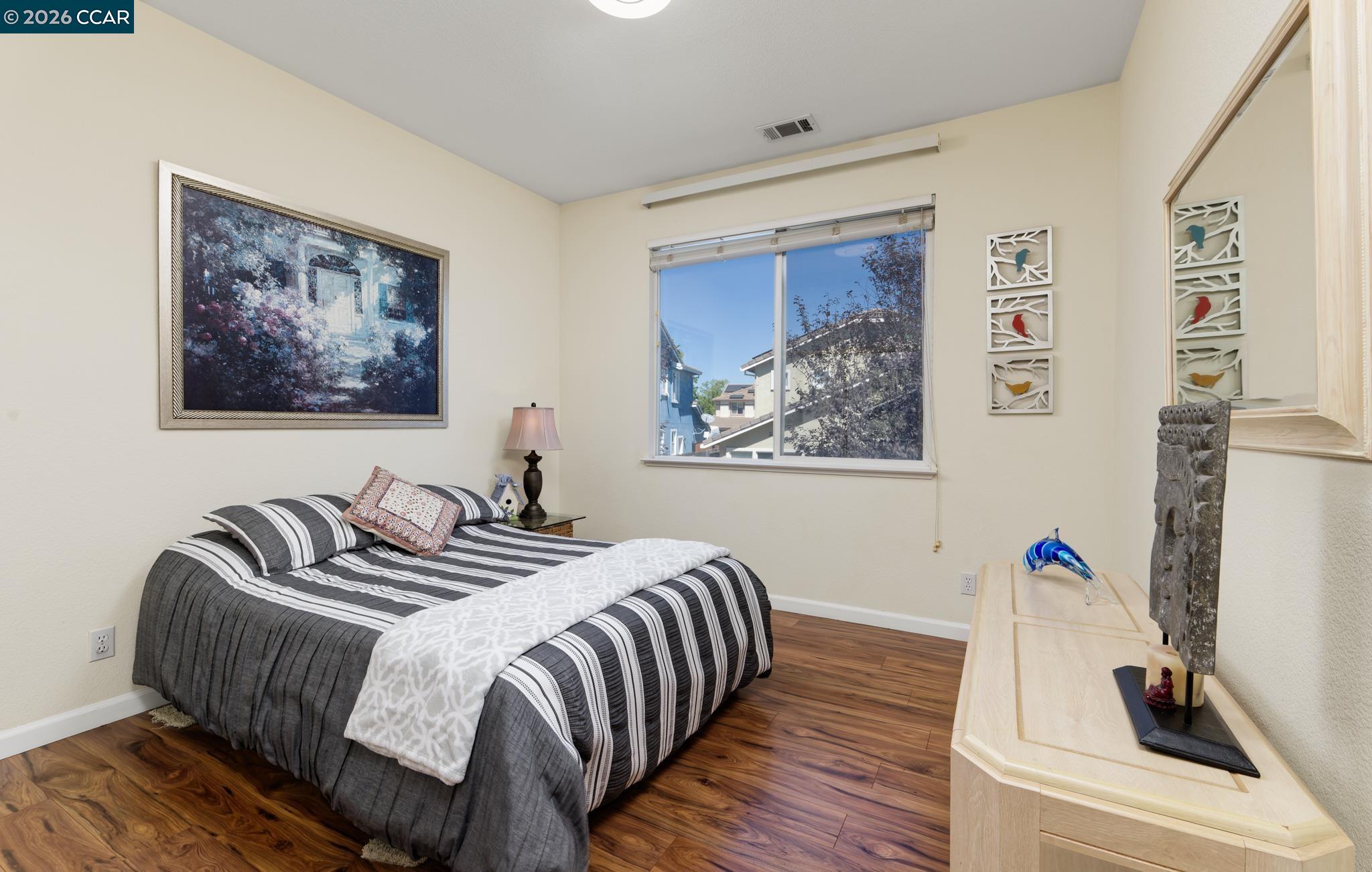 1315 Oak Crest Way