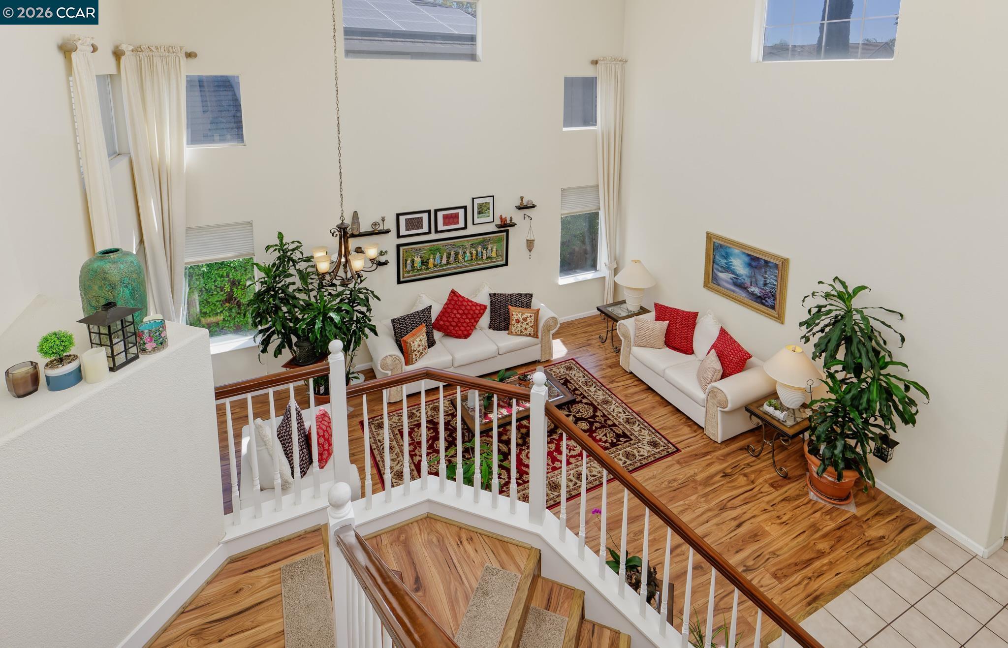 1315 Oak Crest Way