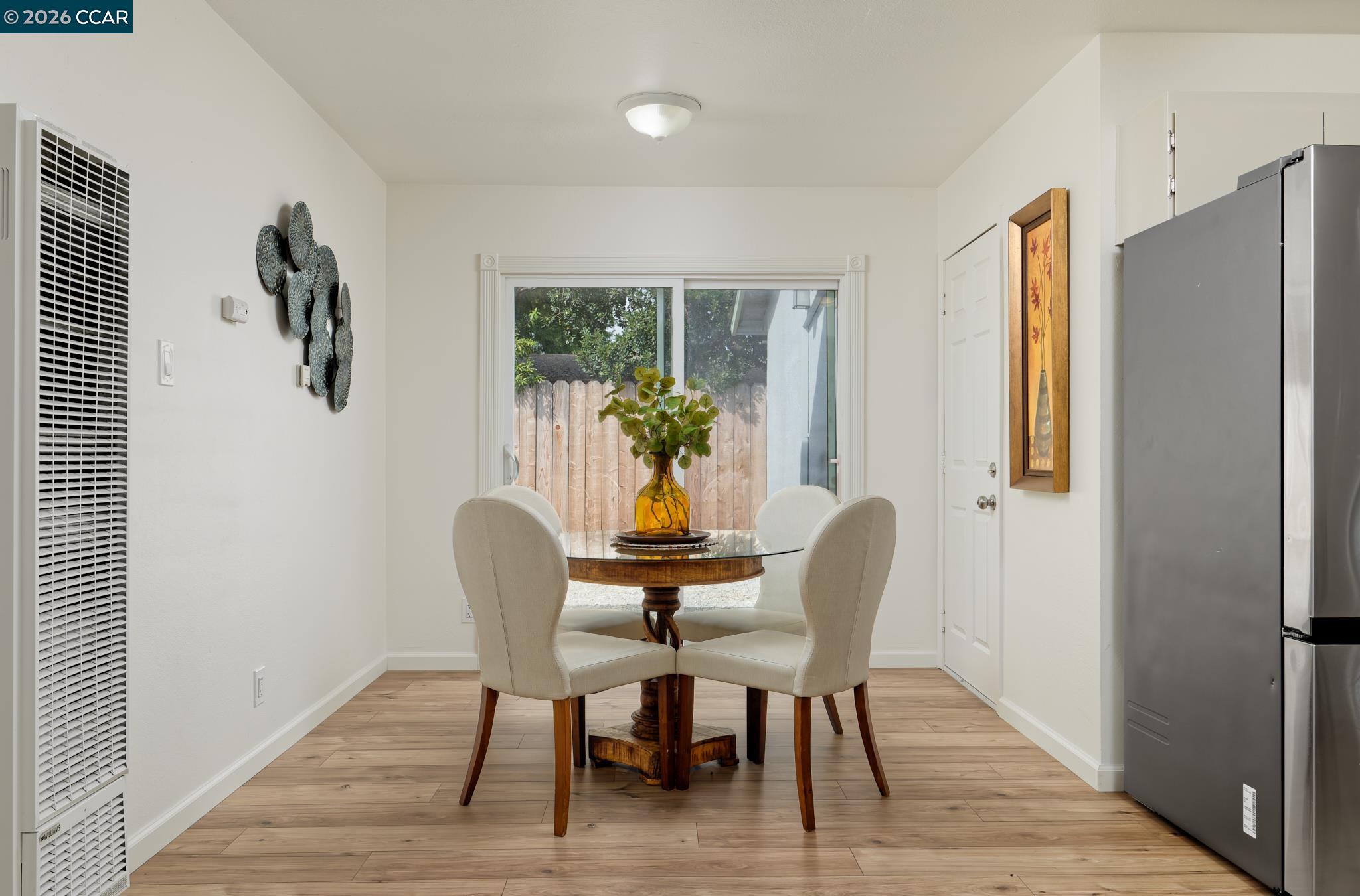 31 Riverside Ct