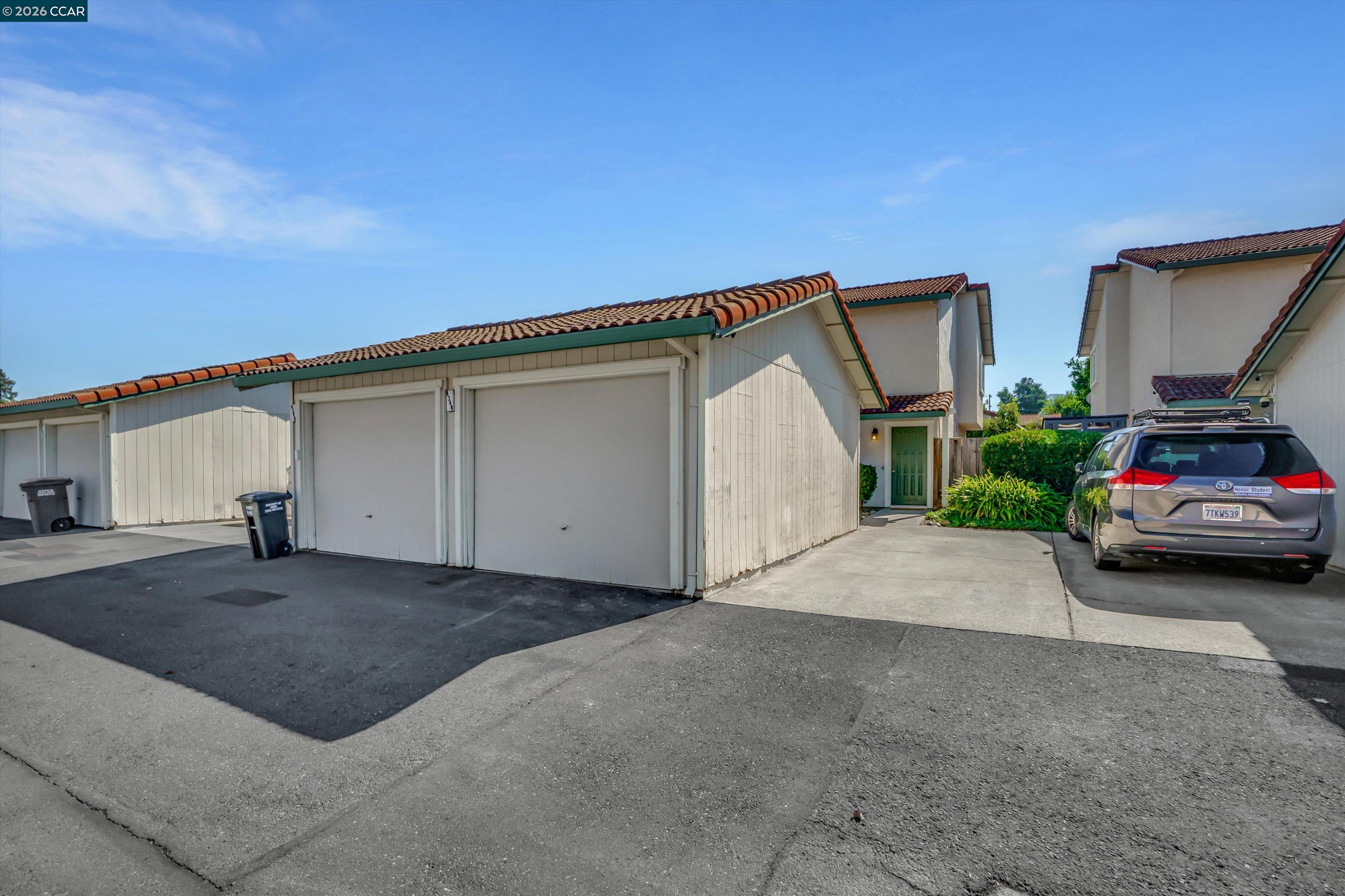 4344 Saint Charles Pl