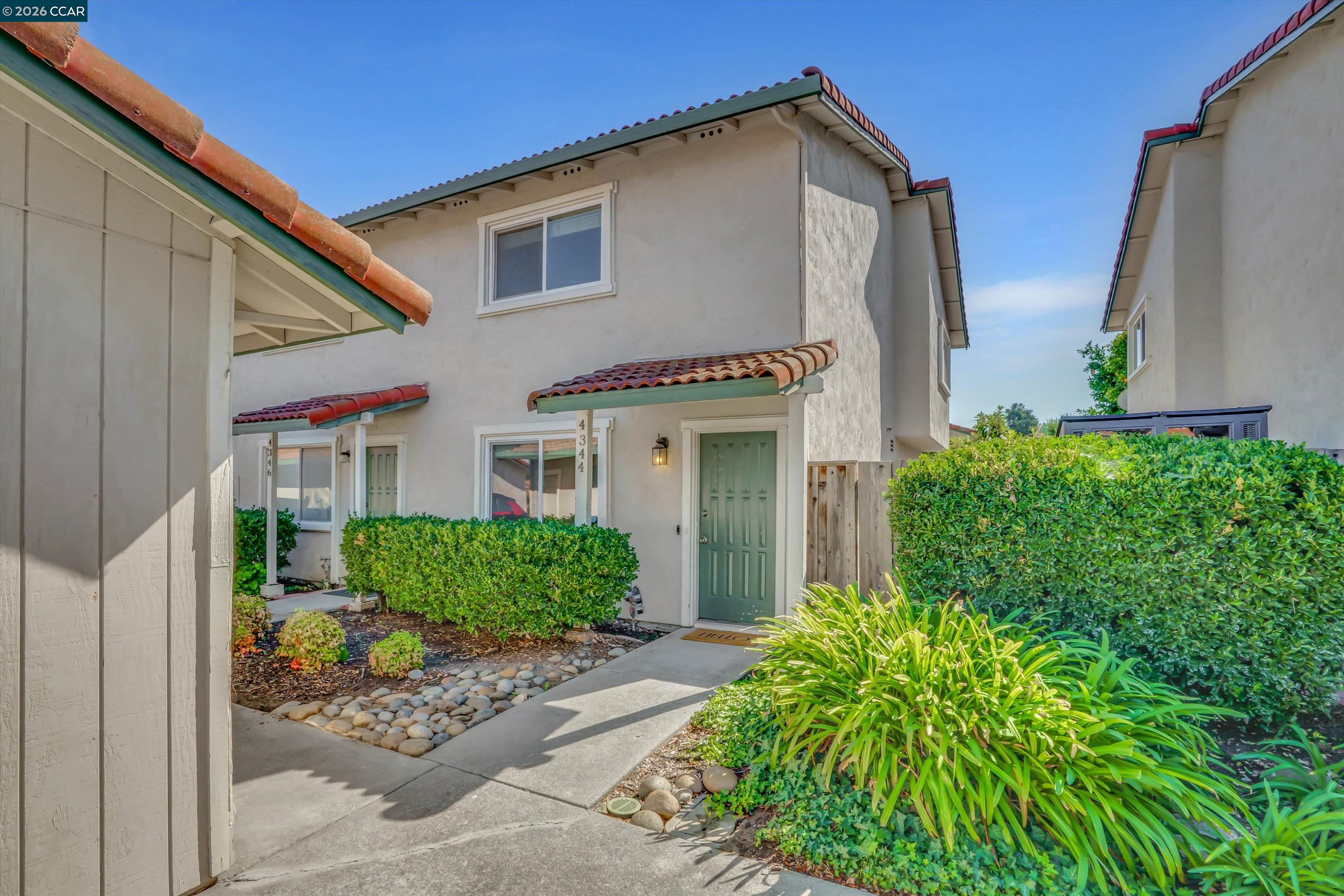 4344 Saint Charles Pl