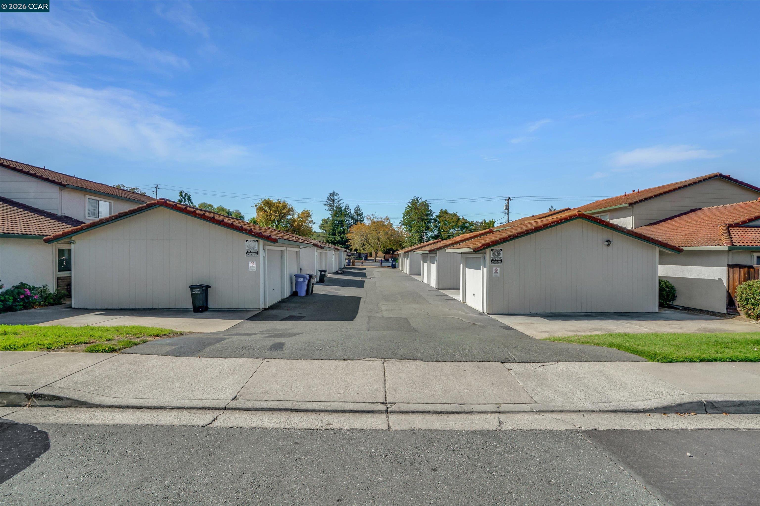 4344 Saint Charles Pl