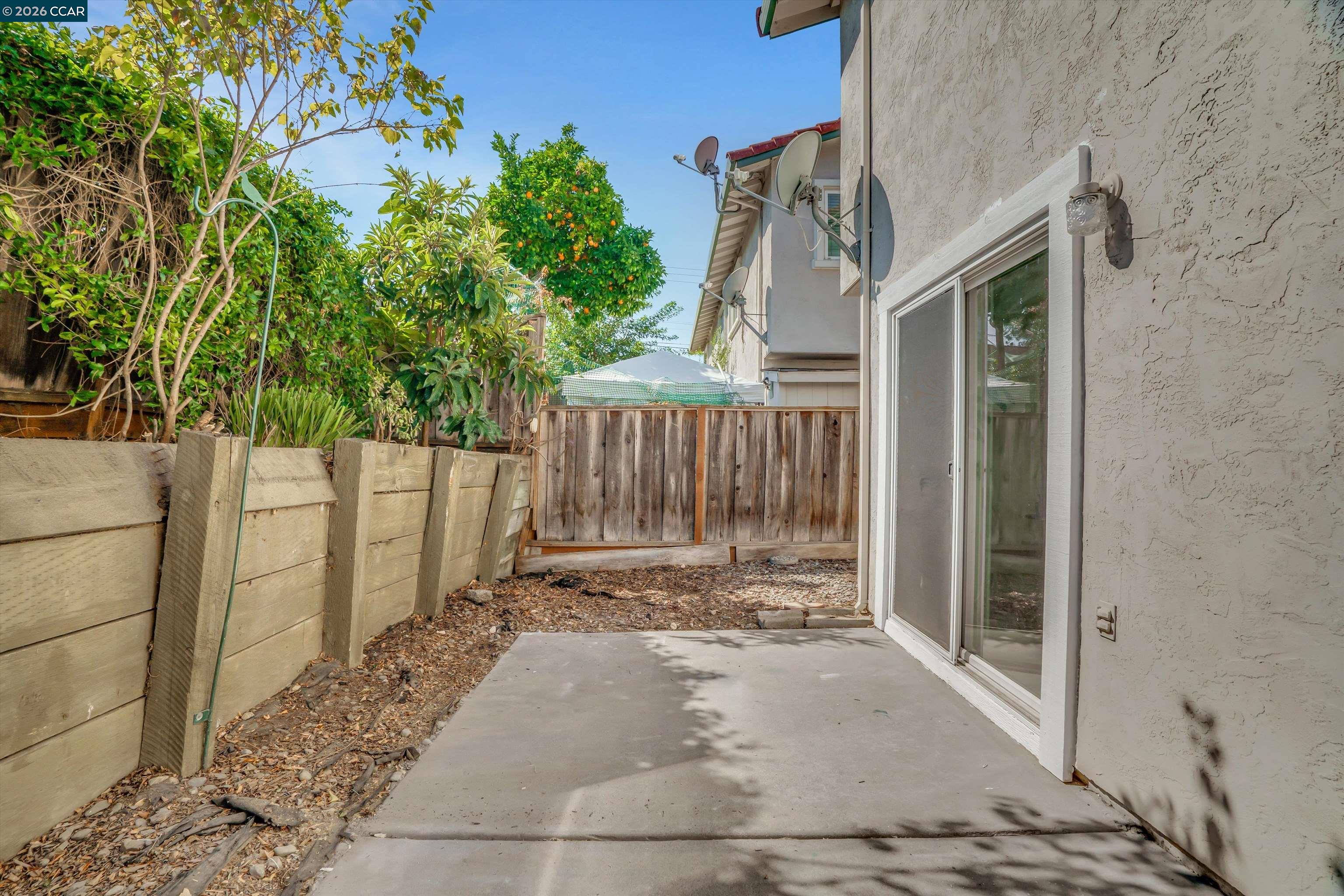 4344 Saint Charles Pl
