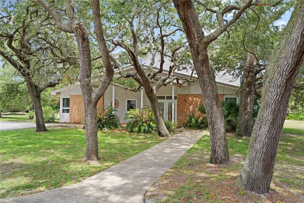 12 Bliss Lane