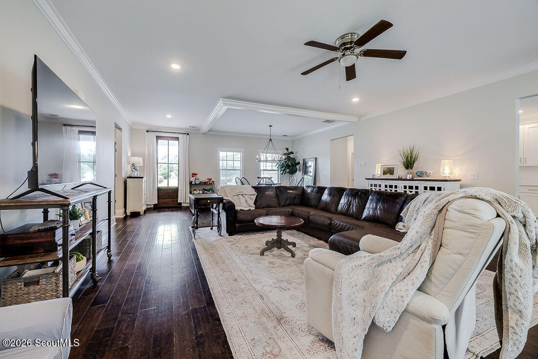 122 Belmont Circle