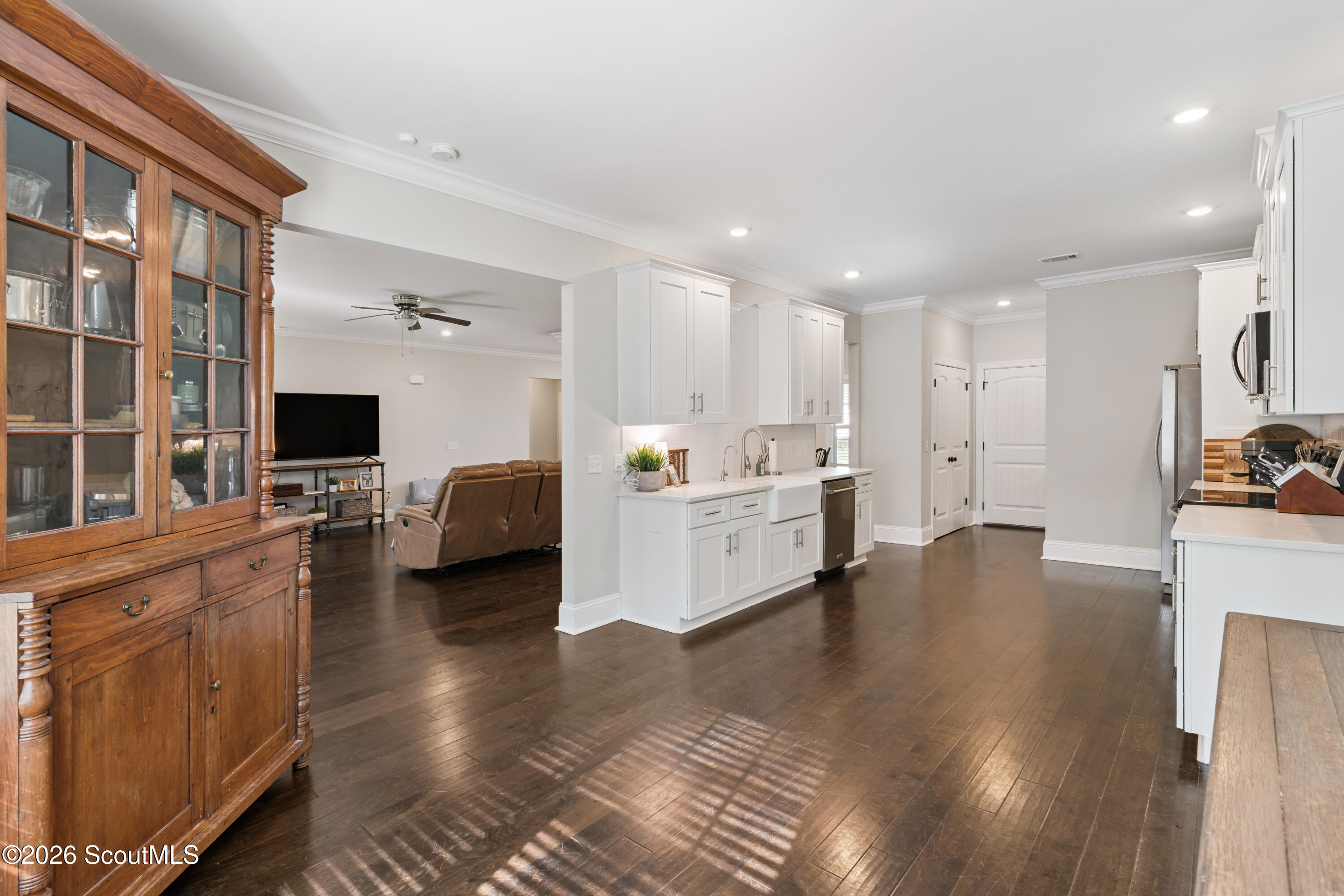 122 Belmont Circle