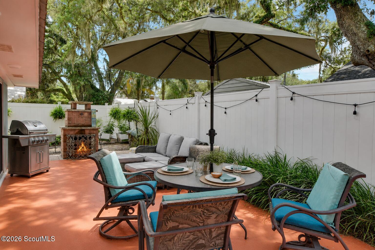 207 Broadway Street, St. Simons Island