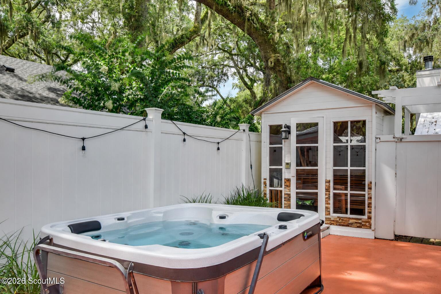 207 Broadway Street, St. Simons Island