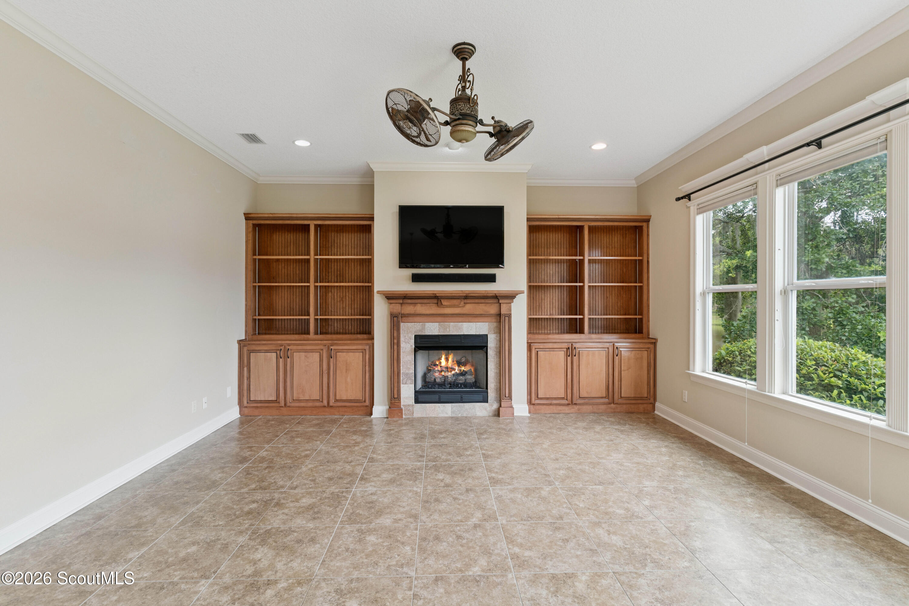 121 Belmont Circle