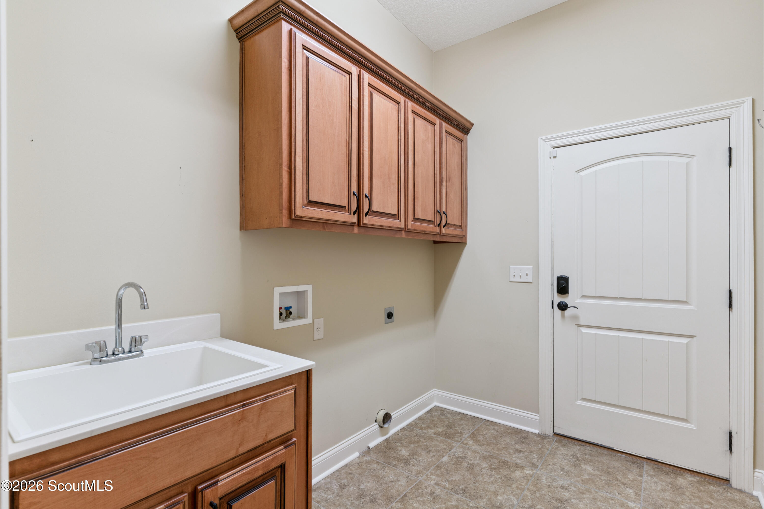 121 Belmont Circle