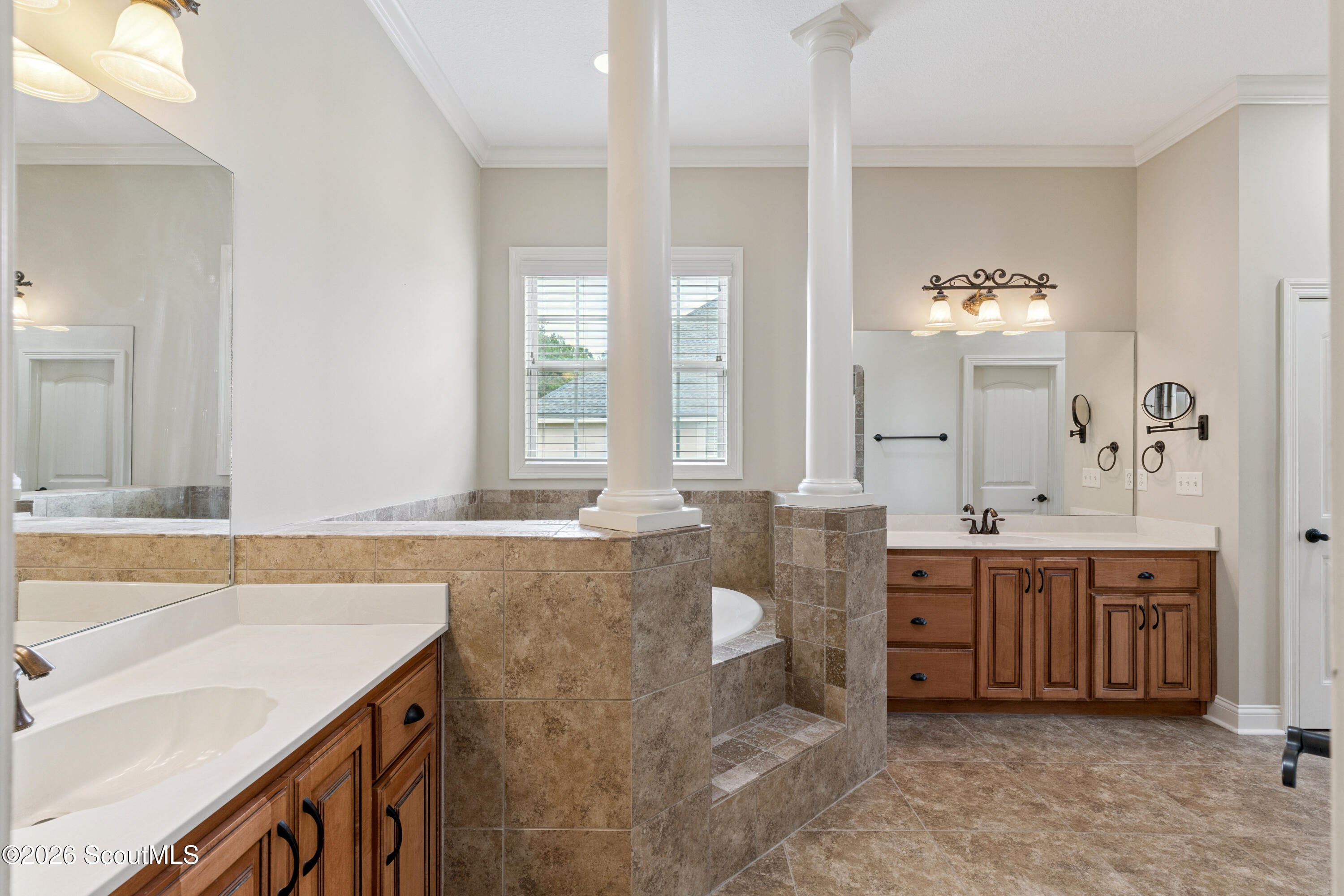 121 Belmont Circle
