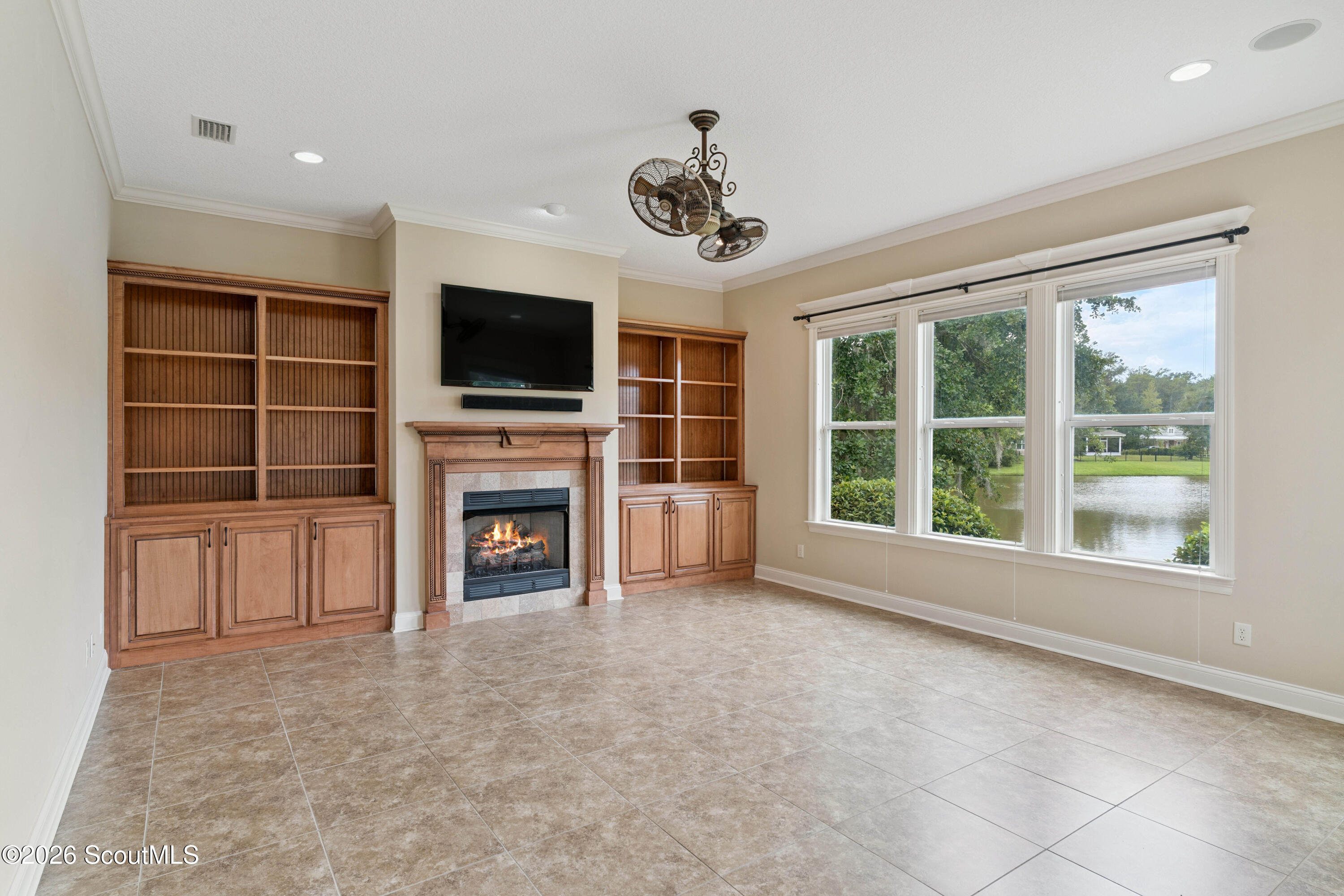 121 Belmont Circle