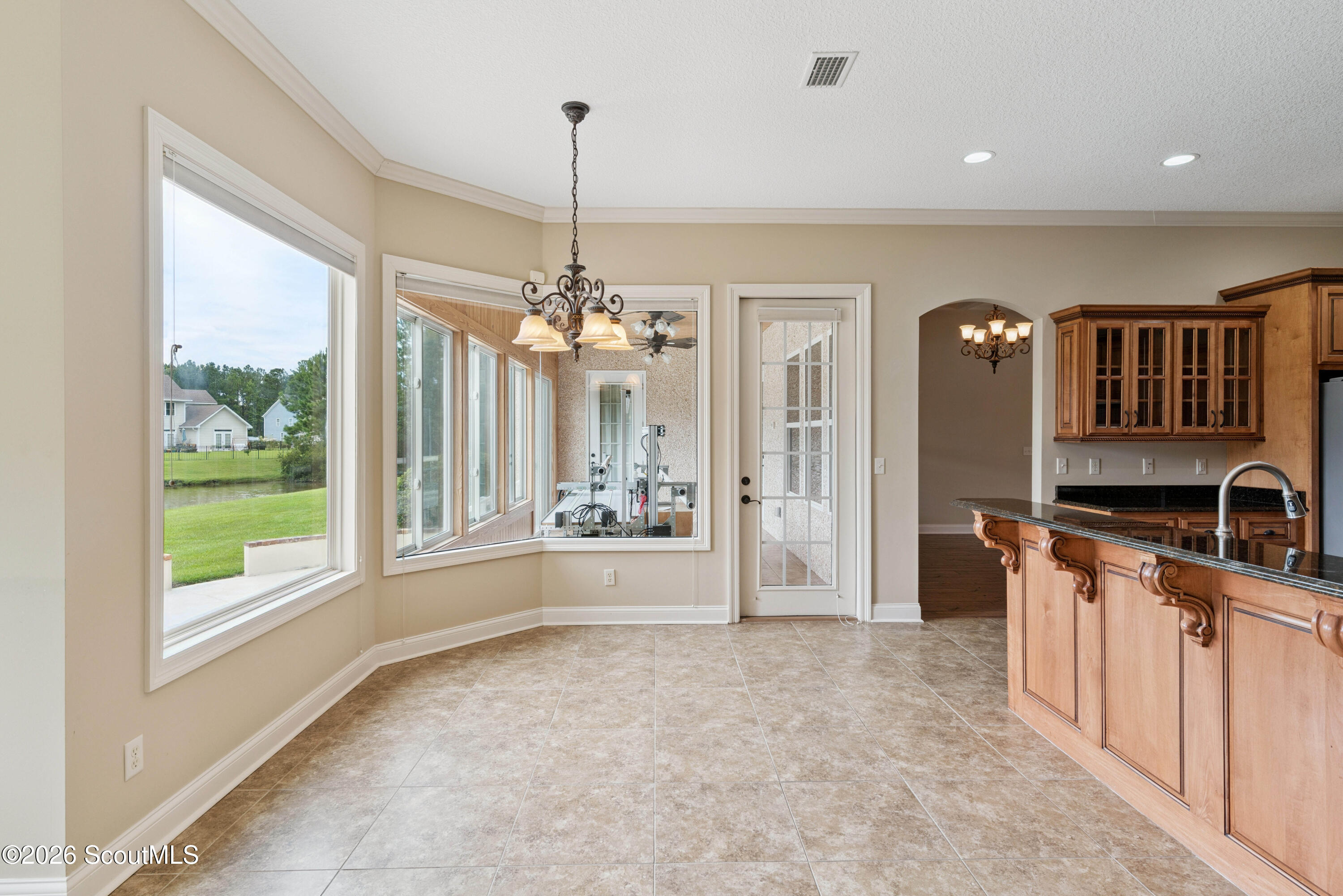 121 Belmont Circle