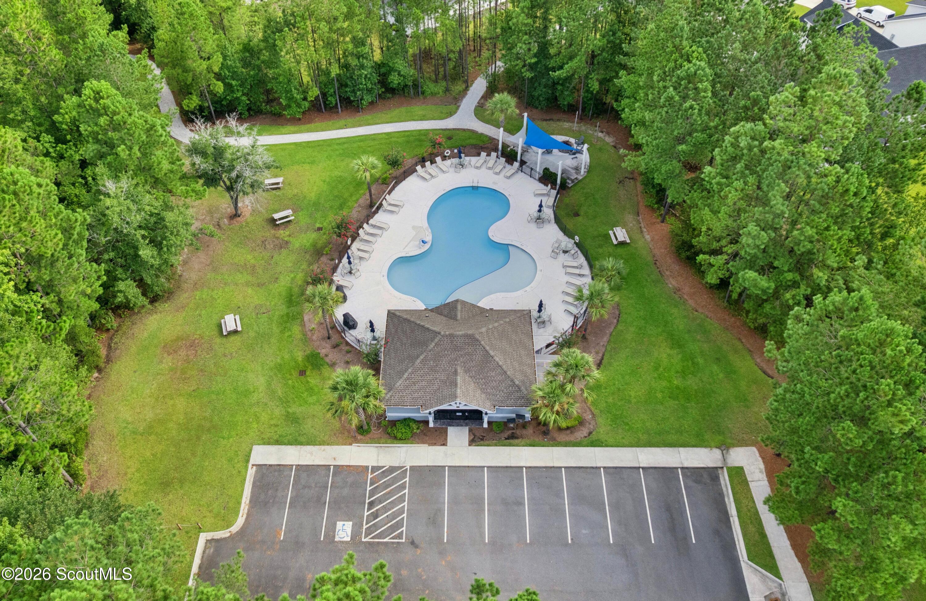 121 Belmont Circle