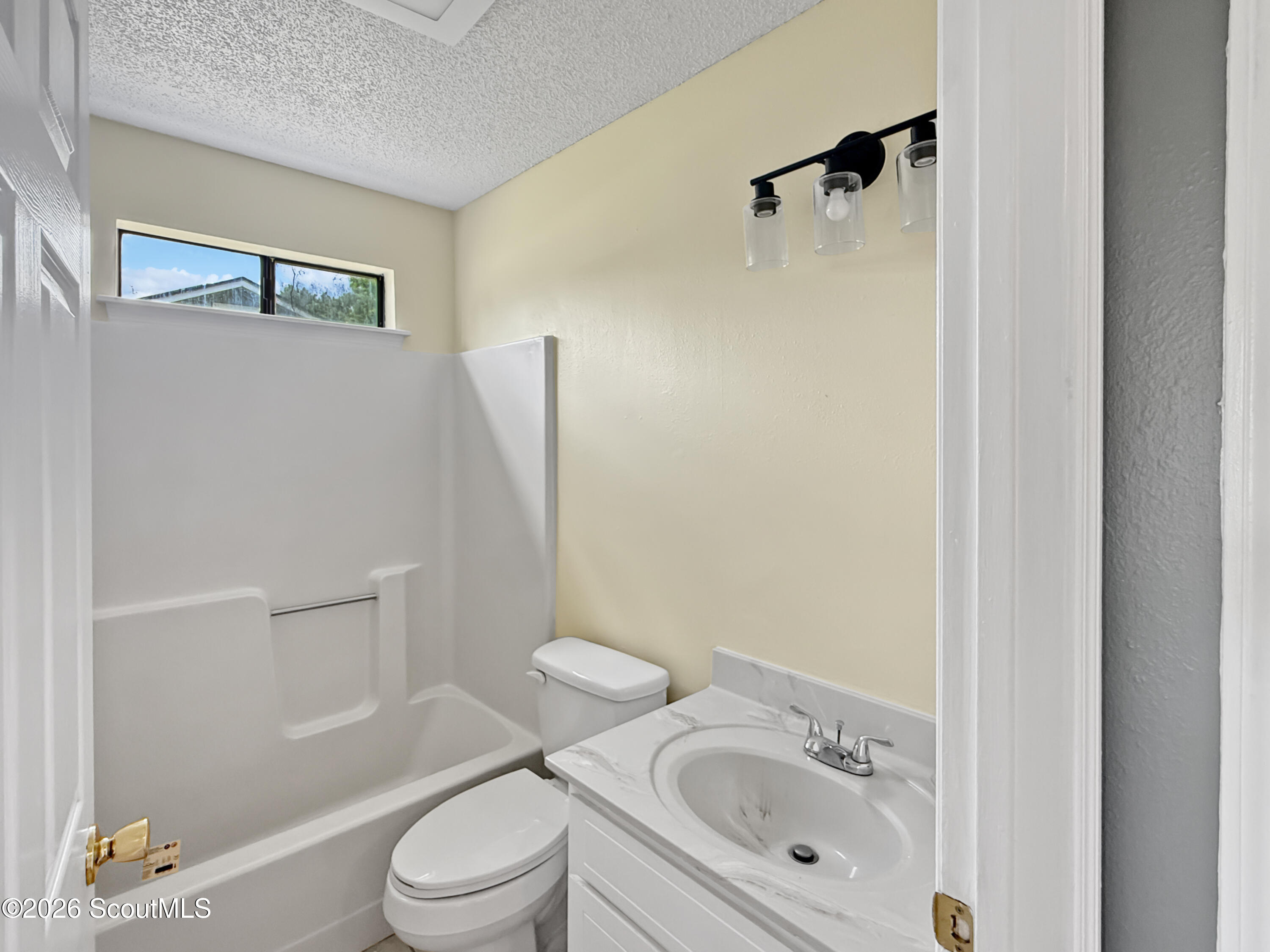 136 Cherry Point Drive, St. Marys