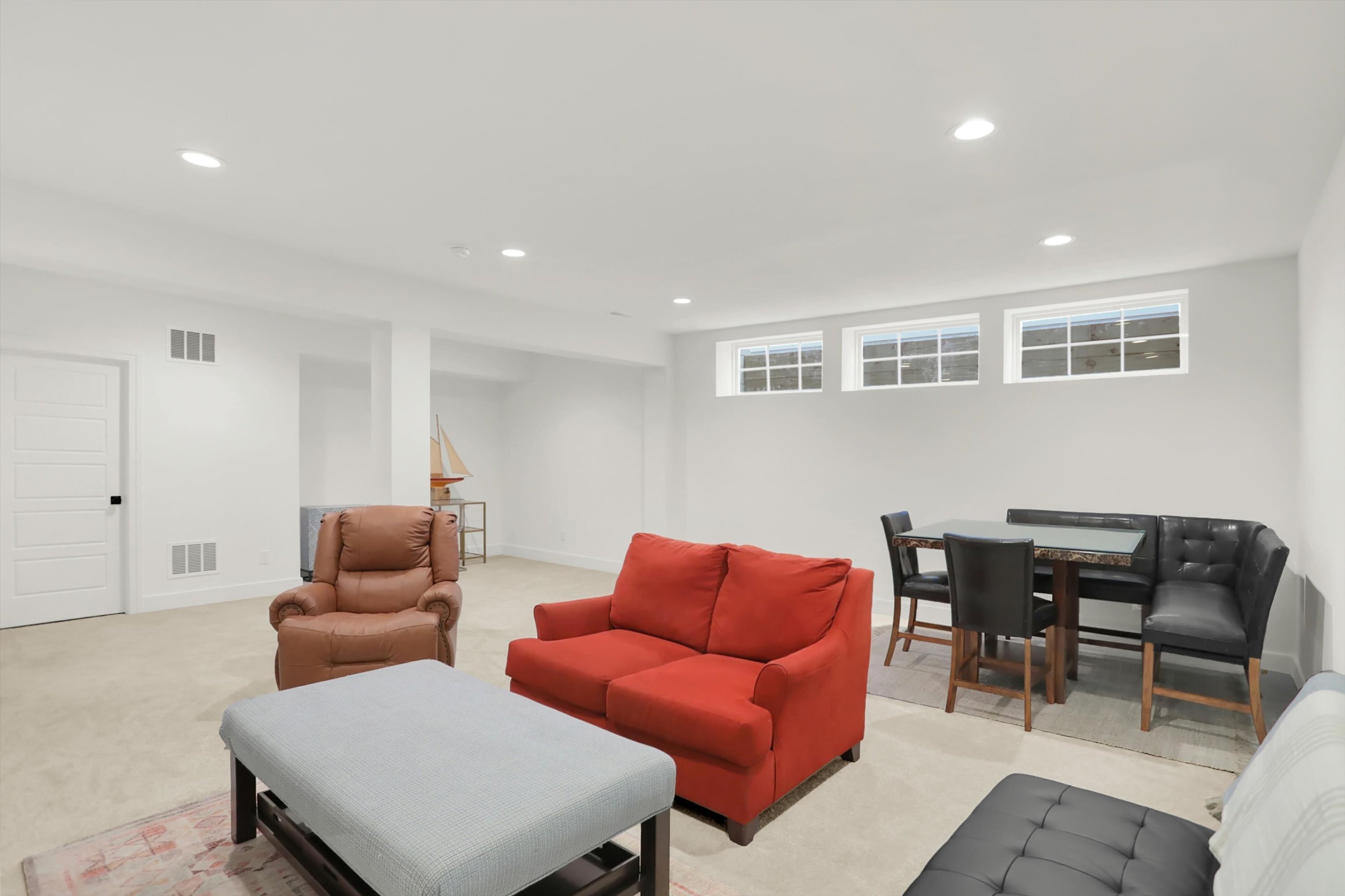 15285 Fairlands Drive