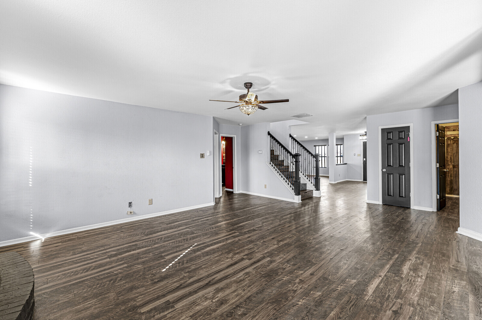 7821 Edgemanor Court