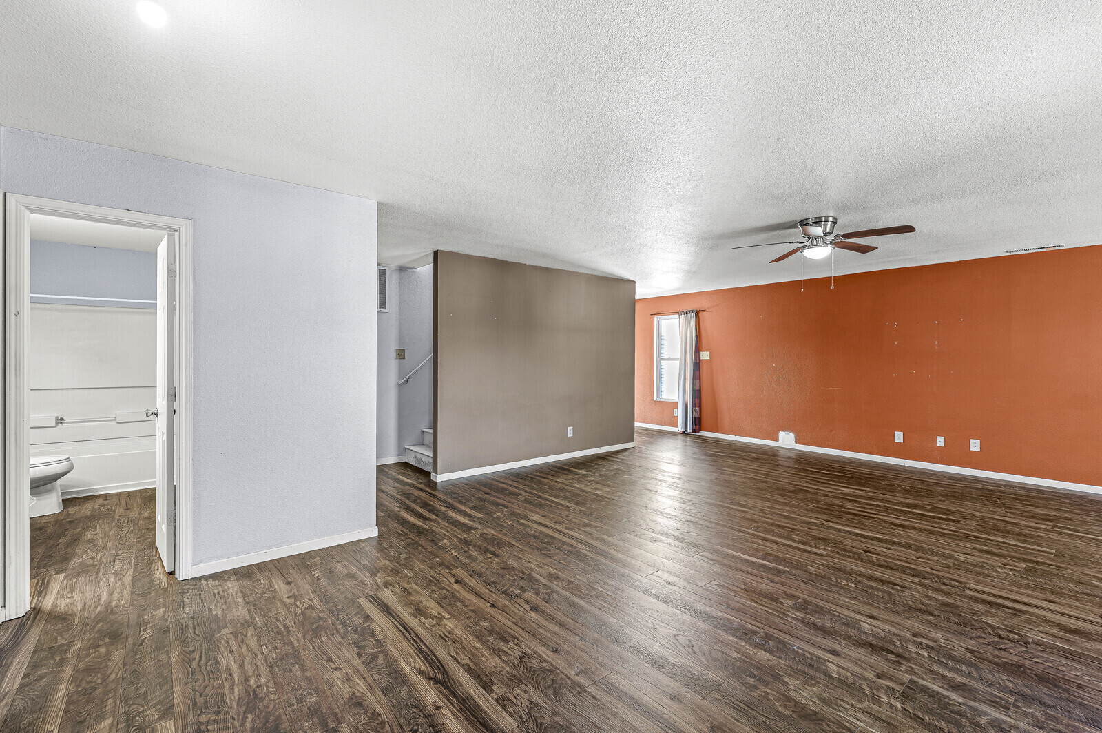 7821 Edgemanor Court