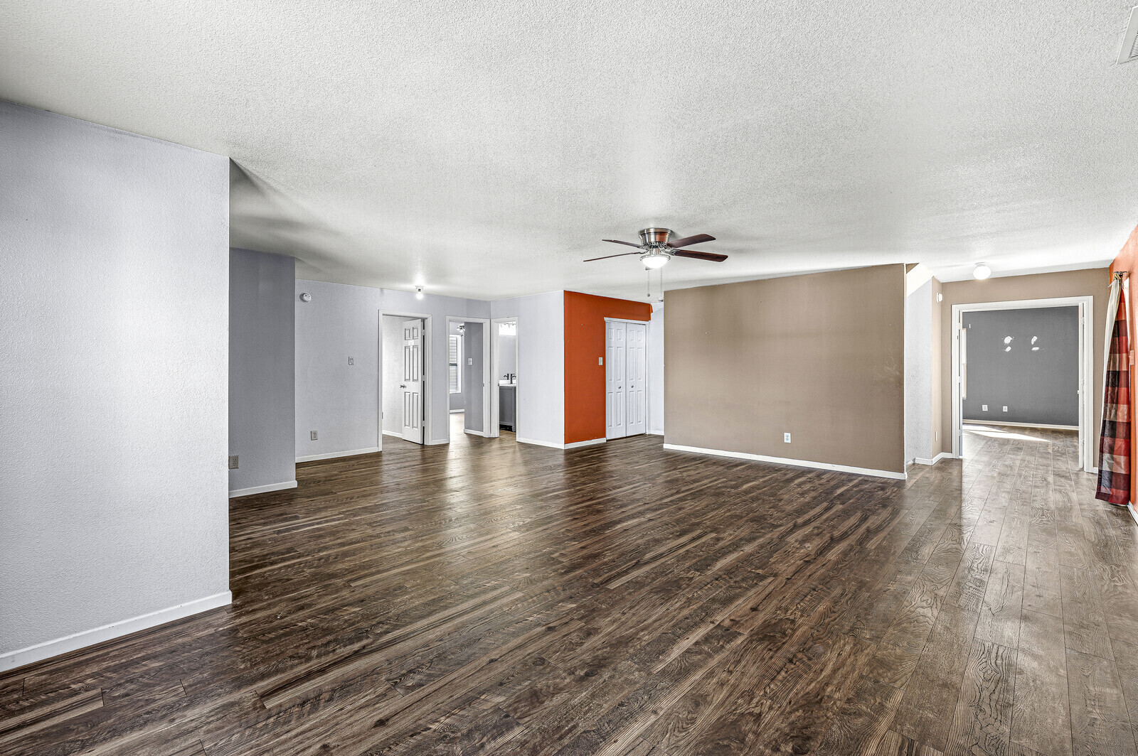 7821 Edgemanor Court