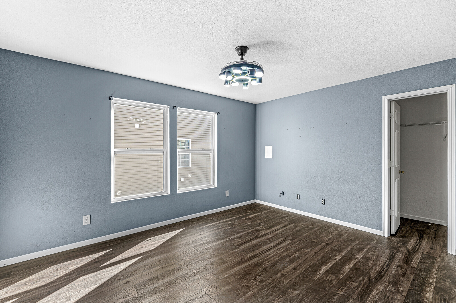 7821 Edgemanor Court