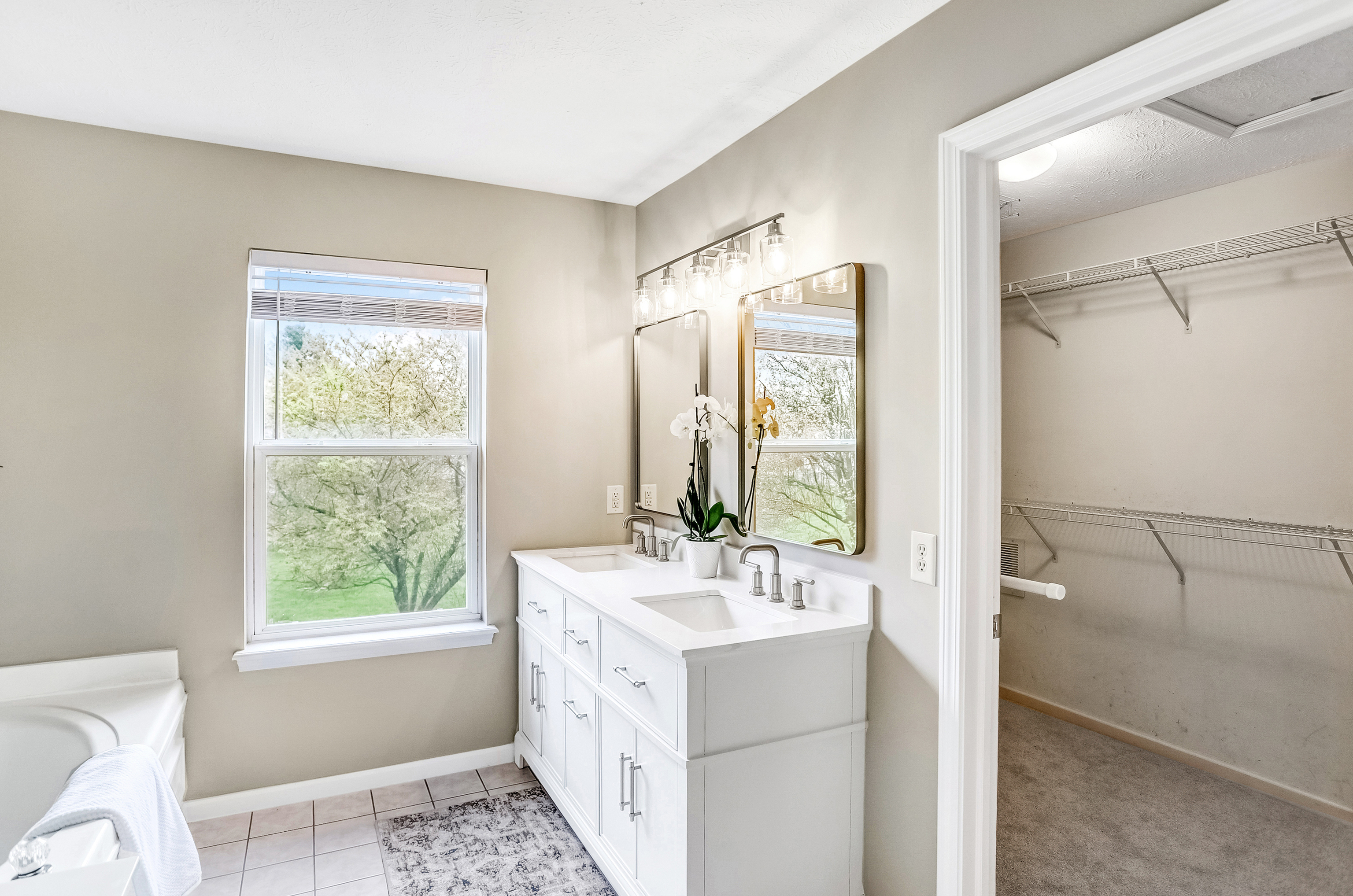 14149 Esprit Drive