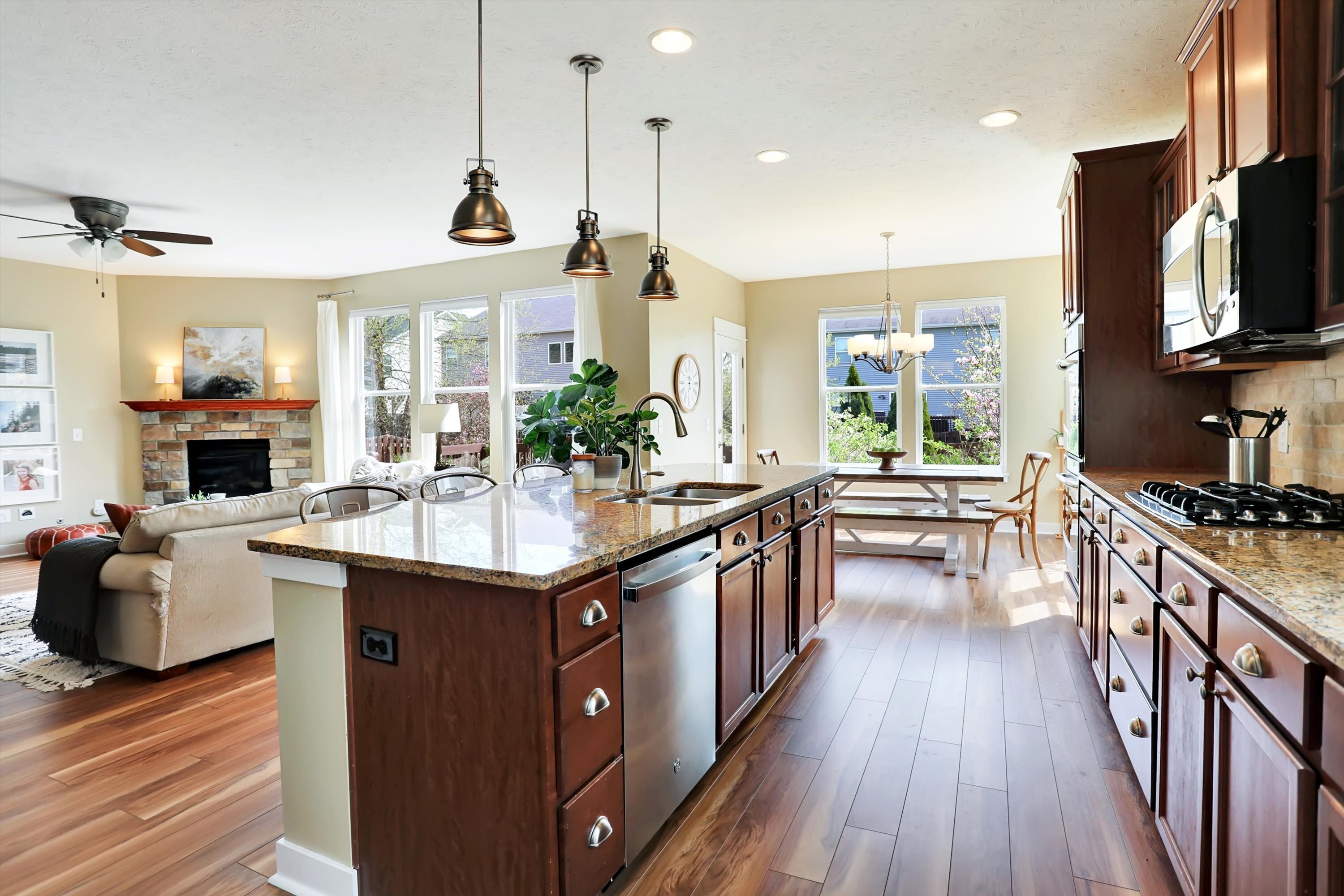 7831 Gray Eagle Drive