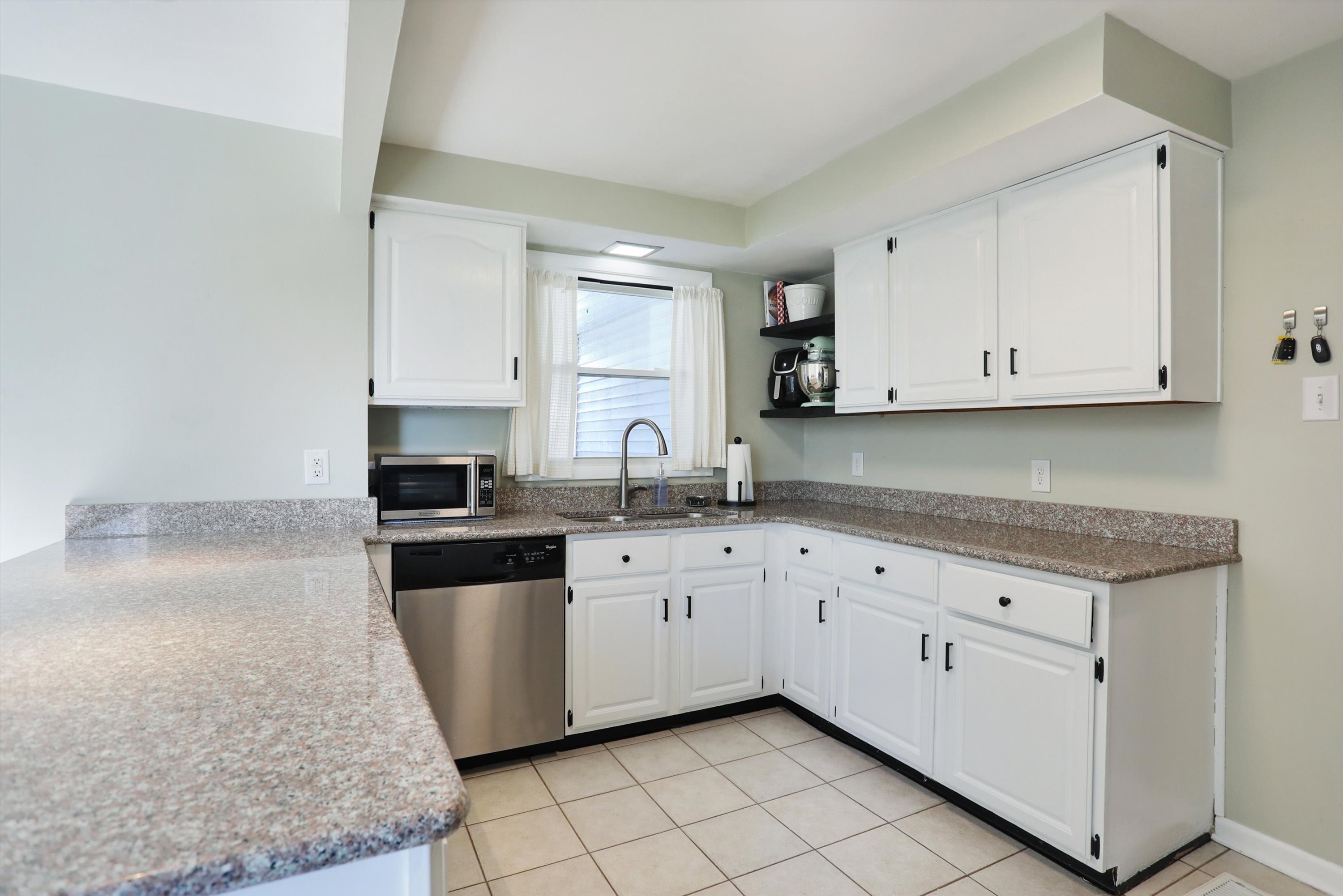 1533 W 79th Street