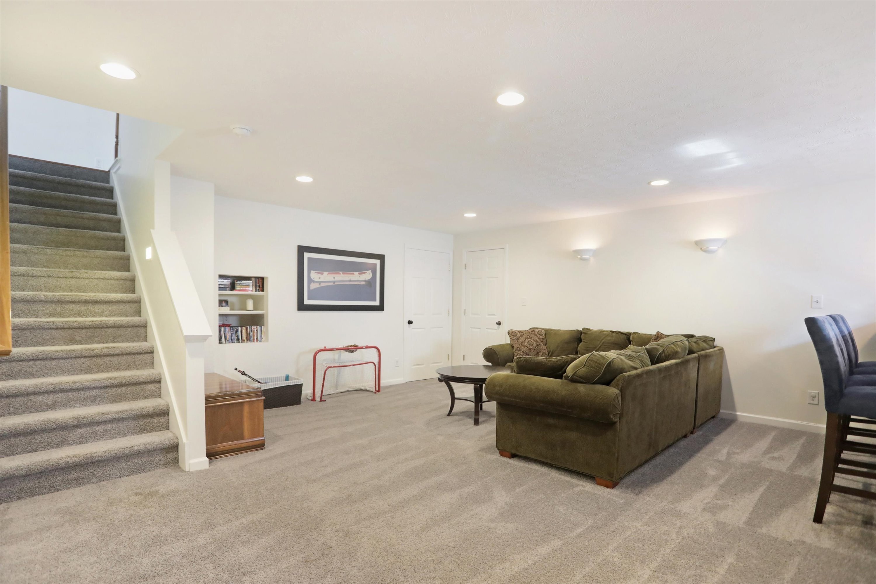 8817 Pin Oak Drive