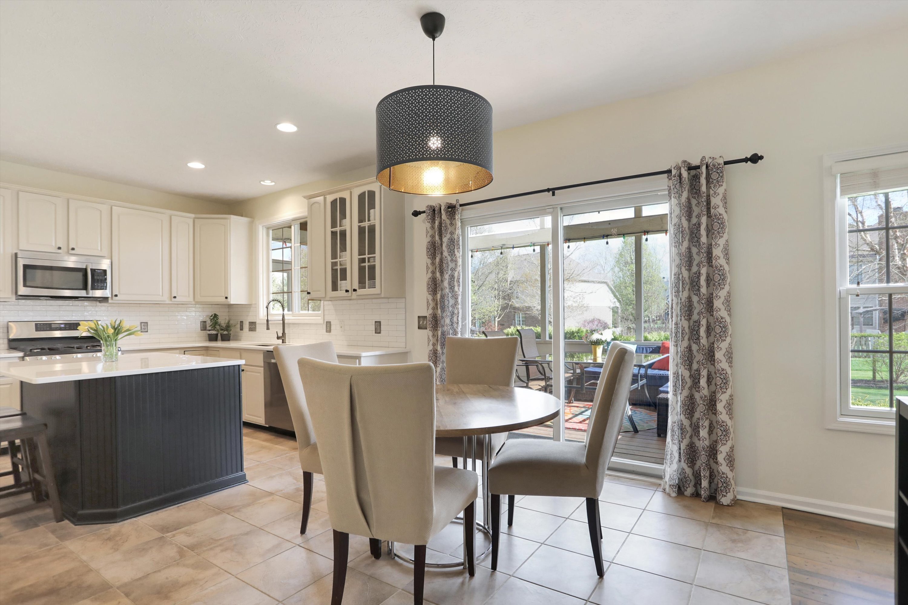 8817 Pin Oak Drive
