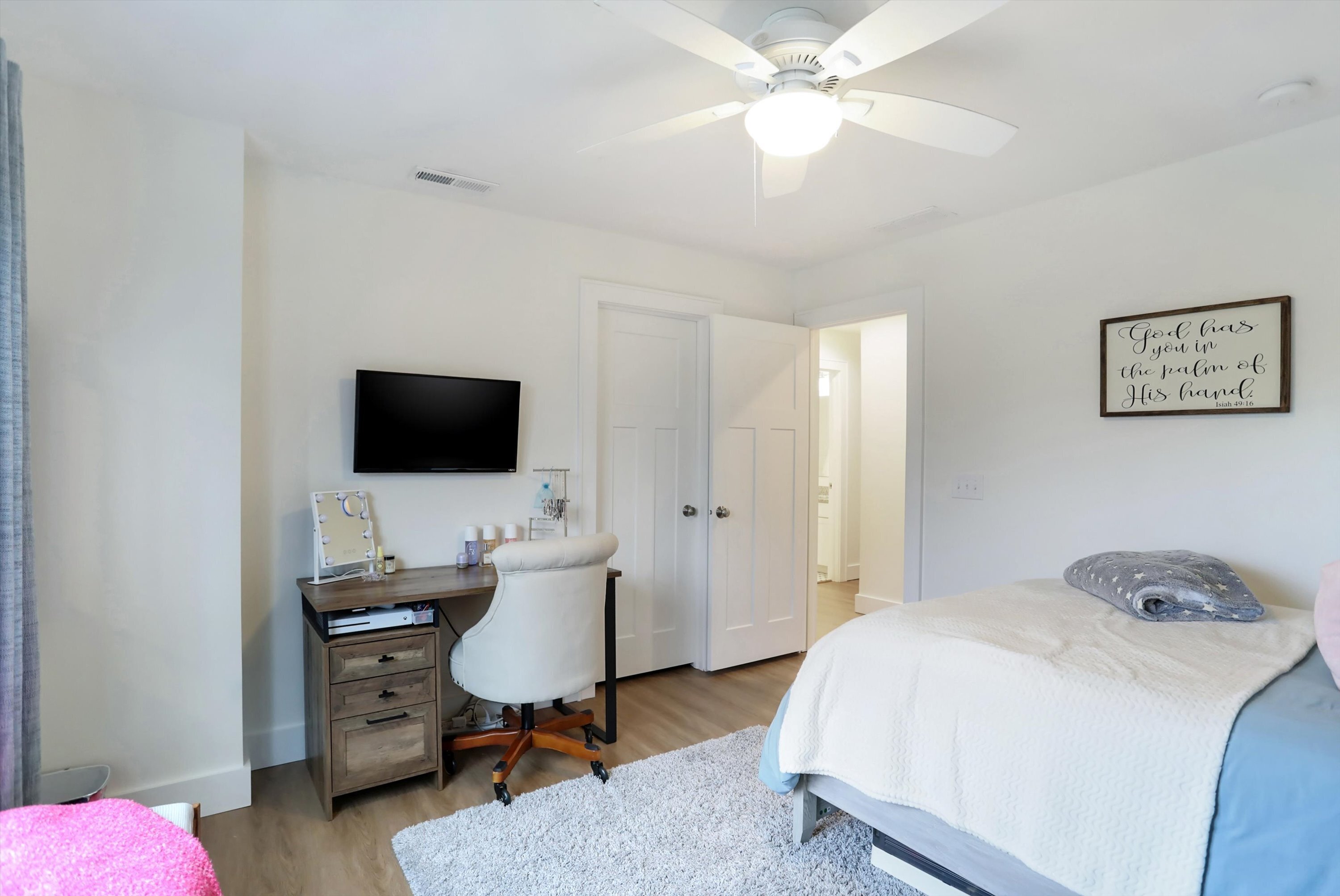 7564 Blackstone Court