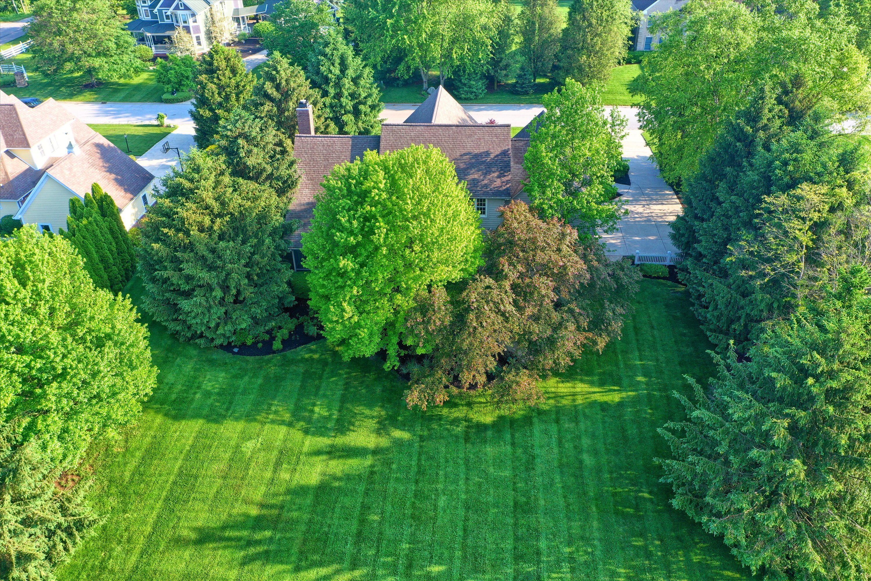 9045 Mallard Point