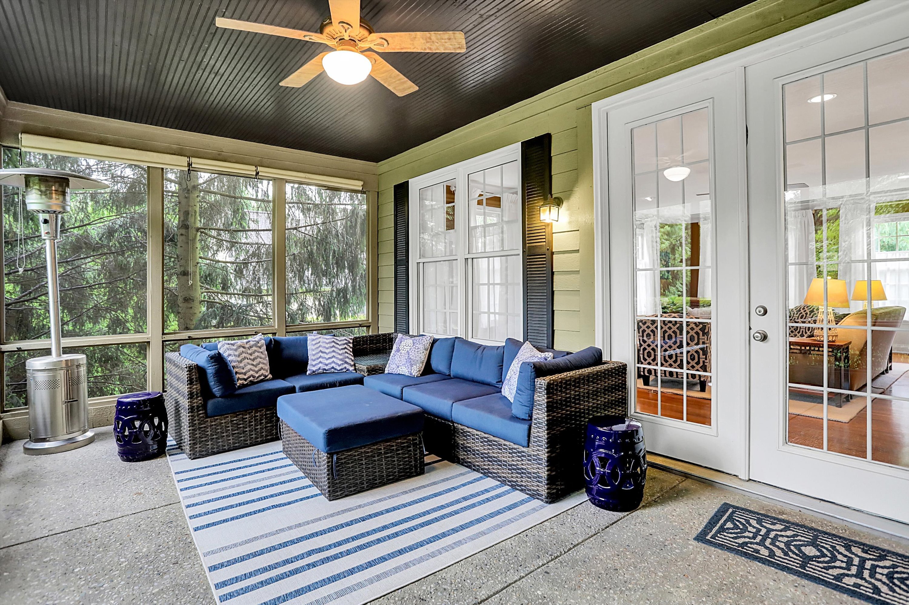 9045 Mallard Point