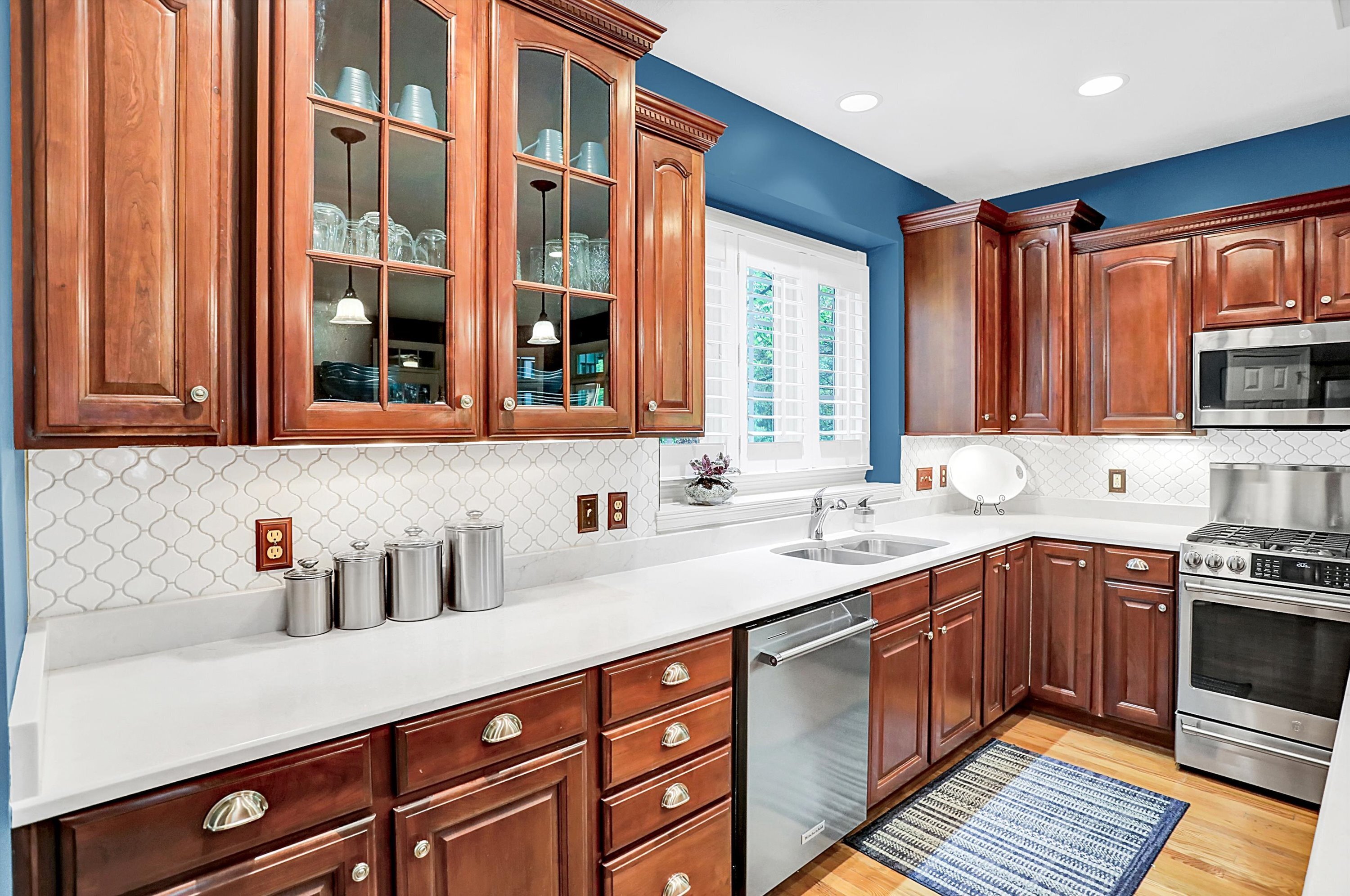 9045 Mallard Point