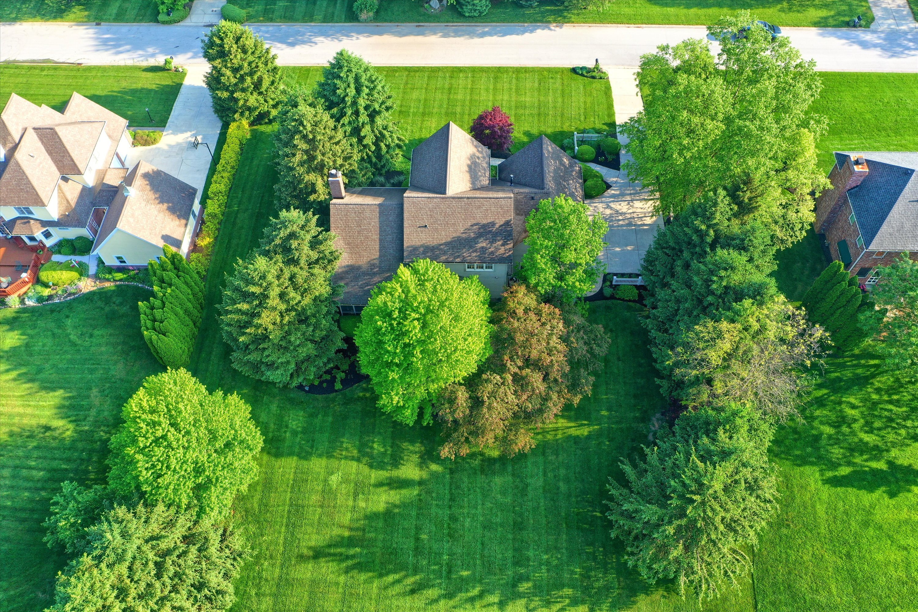 9045 Mallard Point