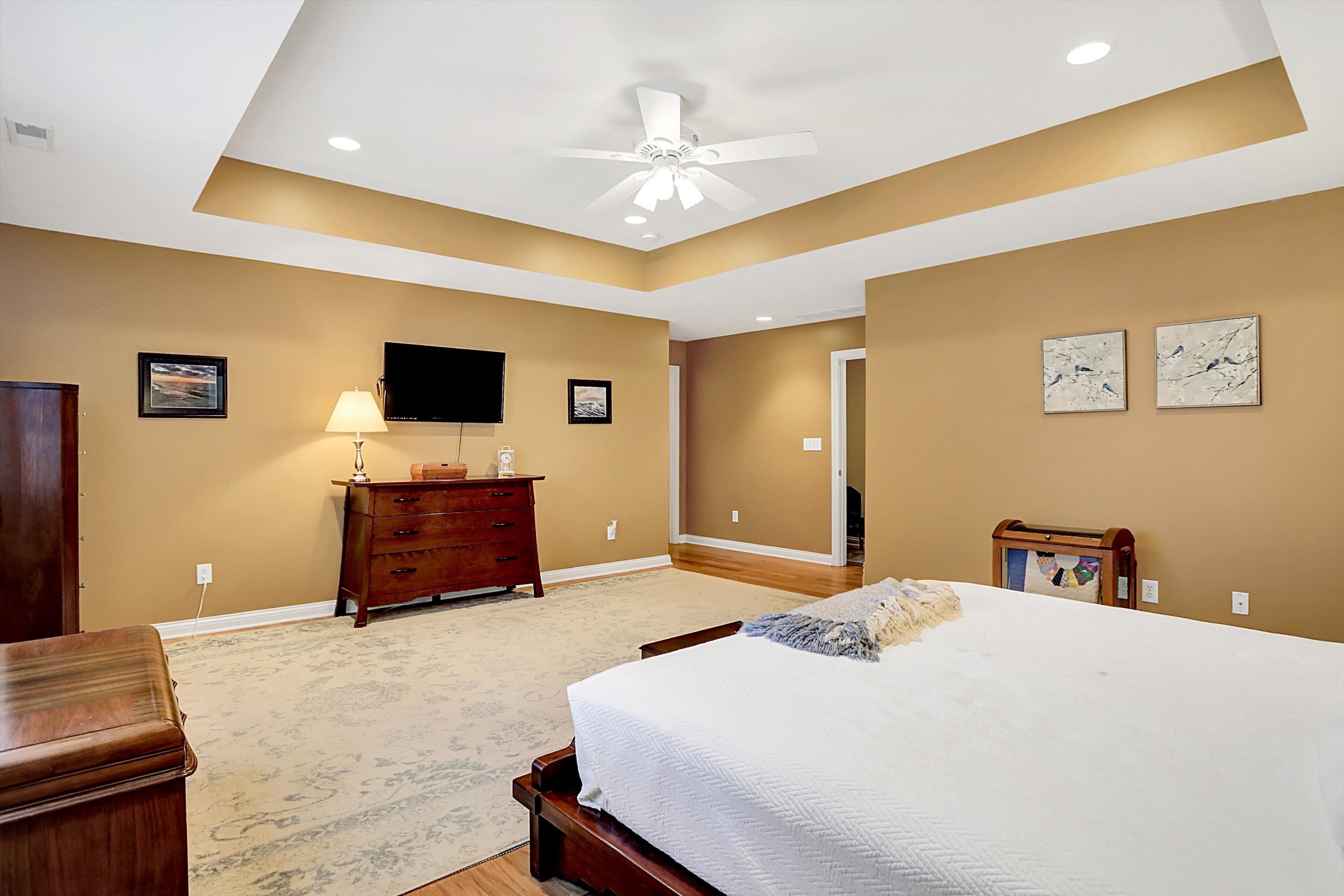 9045 Mallard Point