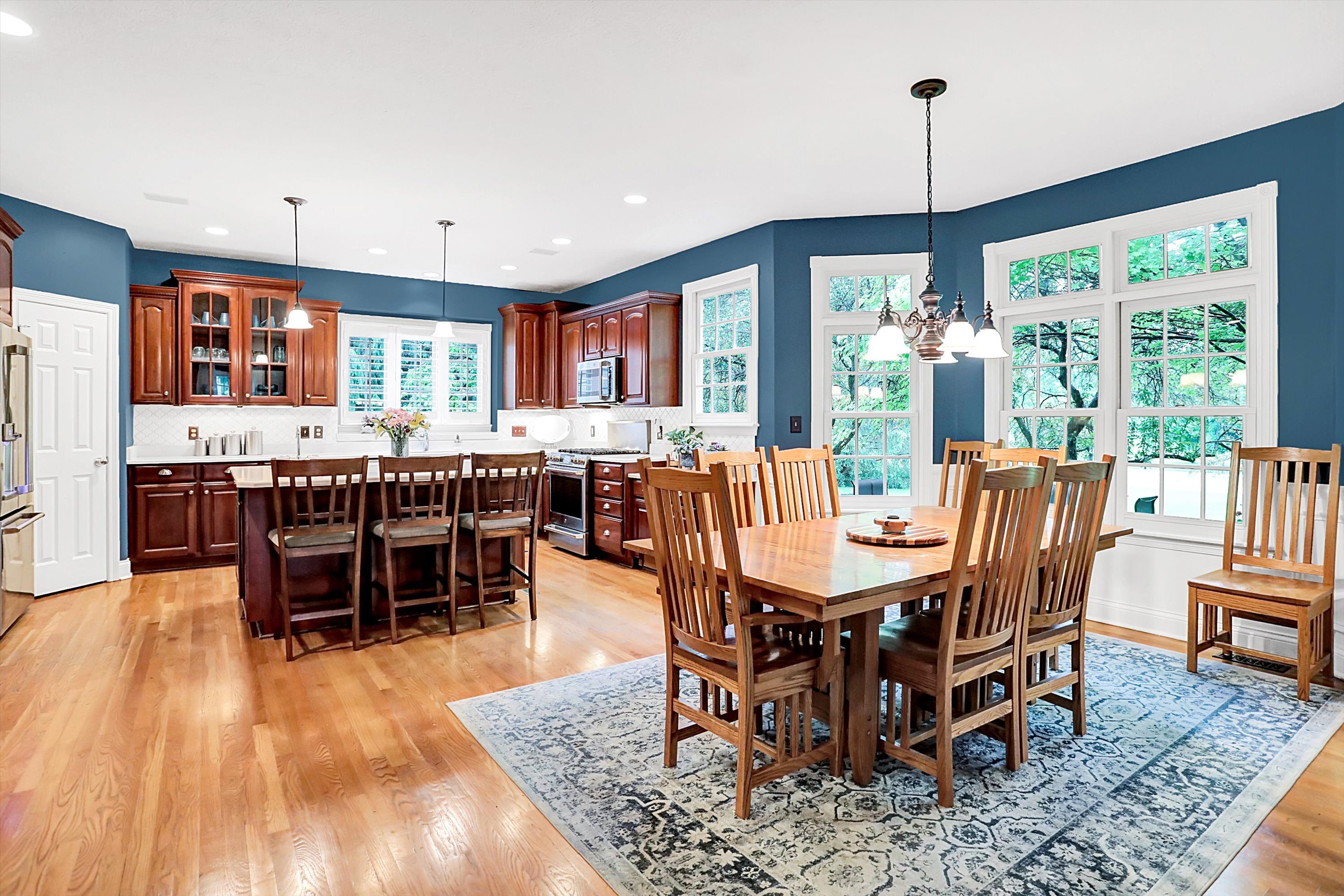 9045 Mallard Point