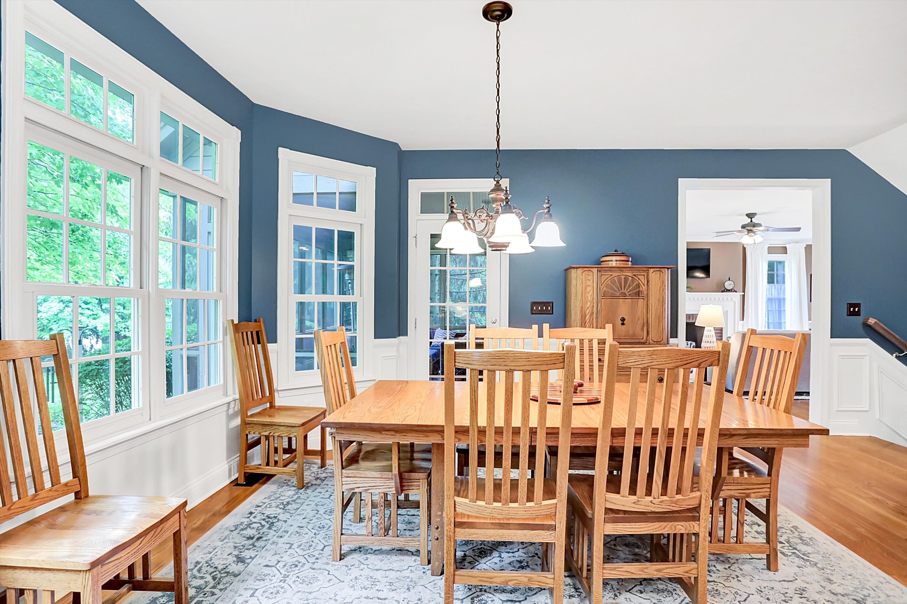 9045 Mallard Point