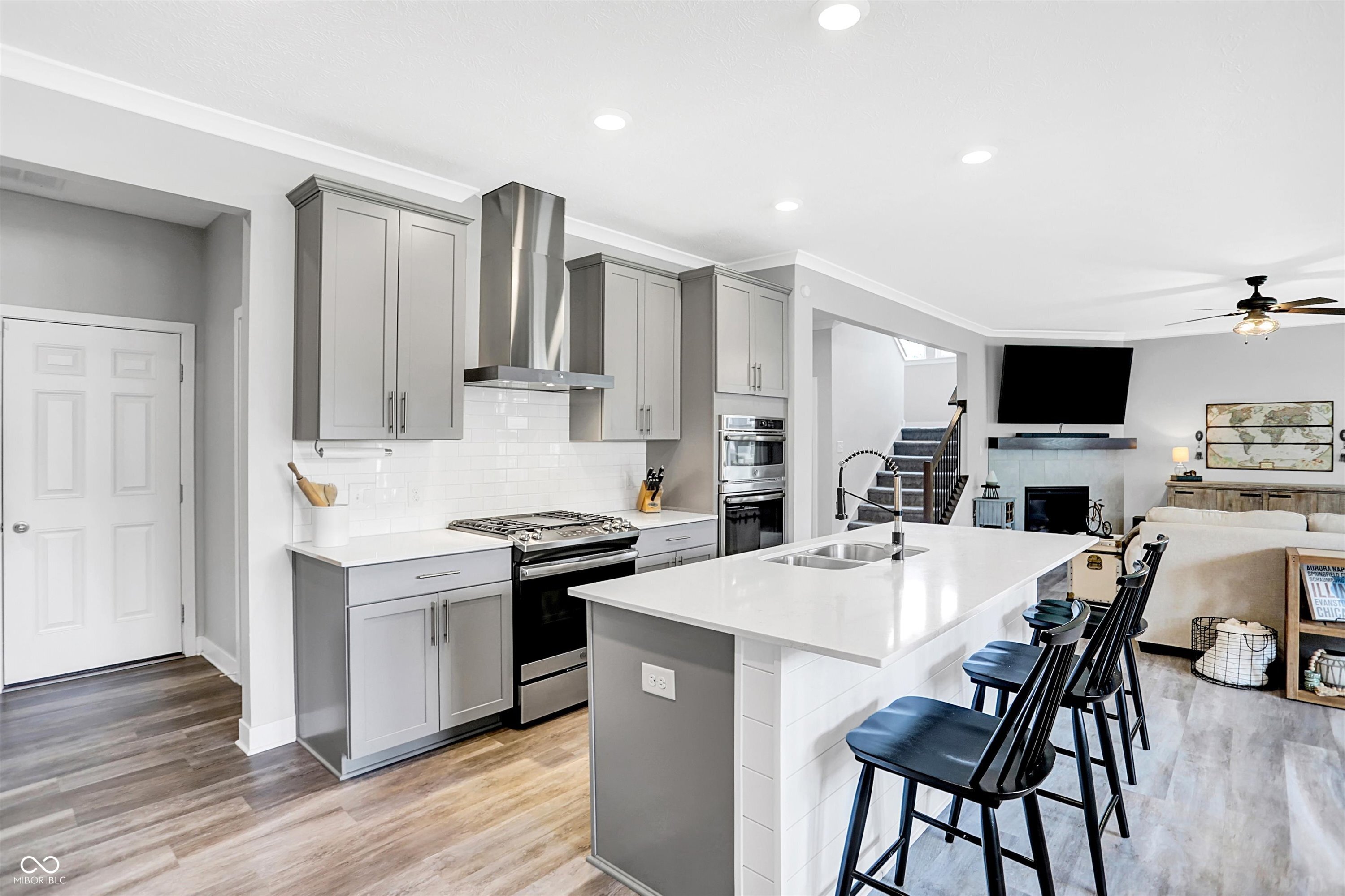 6930 Collisi Place