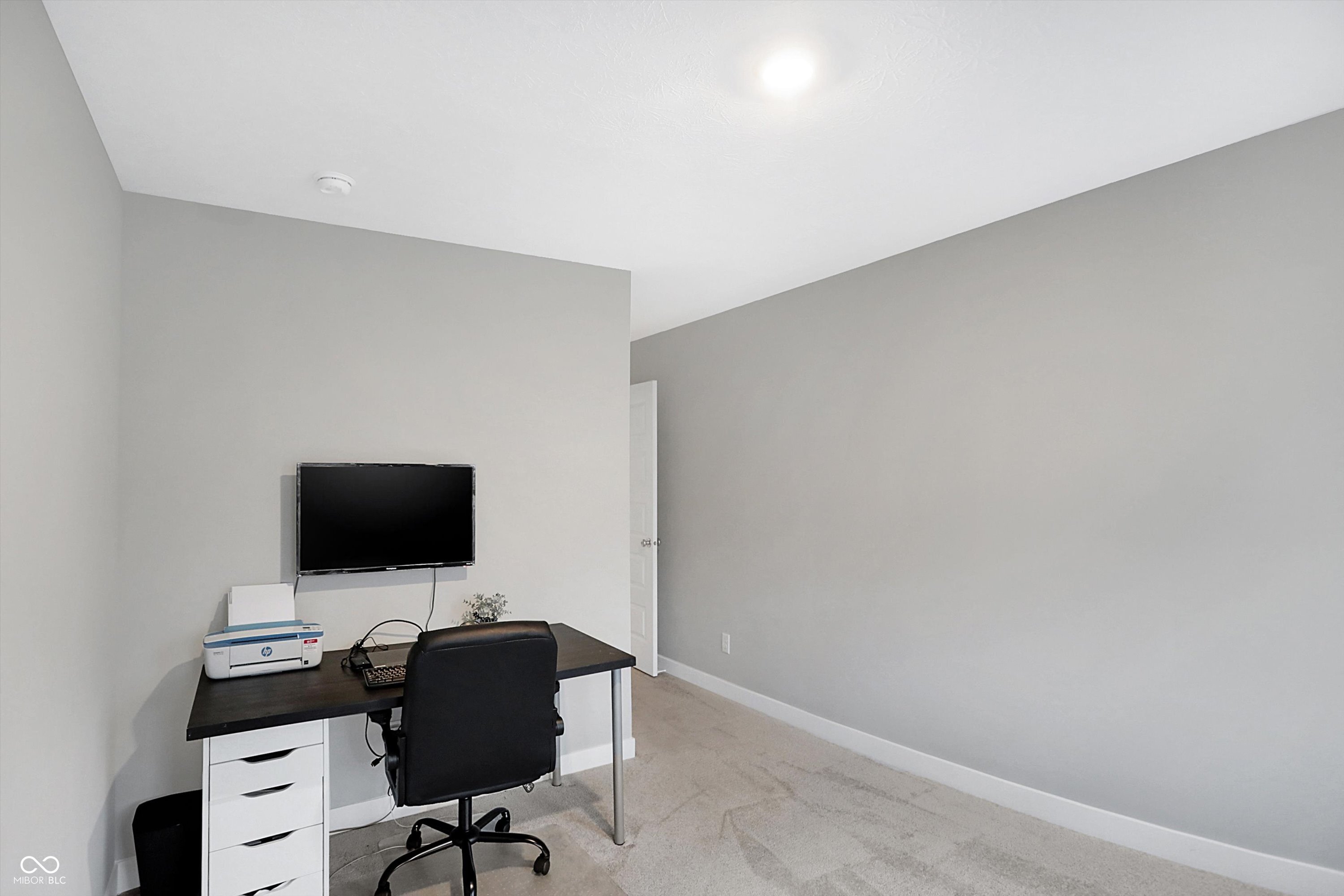 5367 Oak Knoll Drive