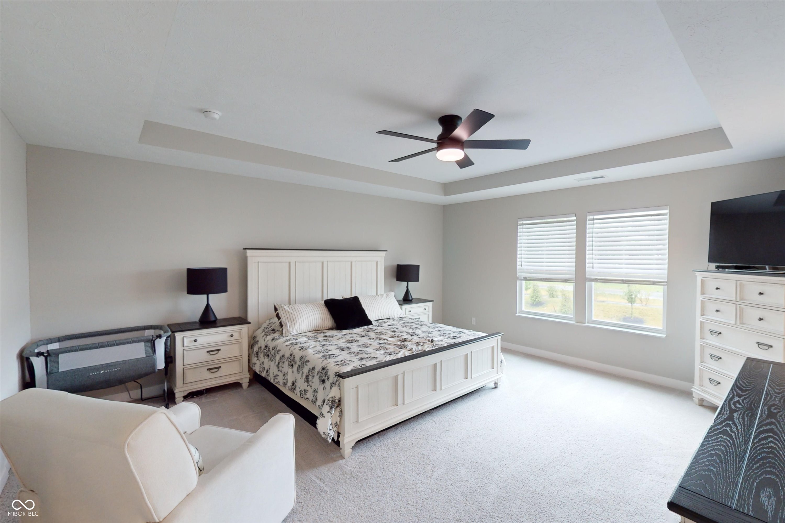 5367 Oak Knoll Drive