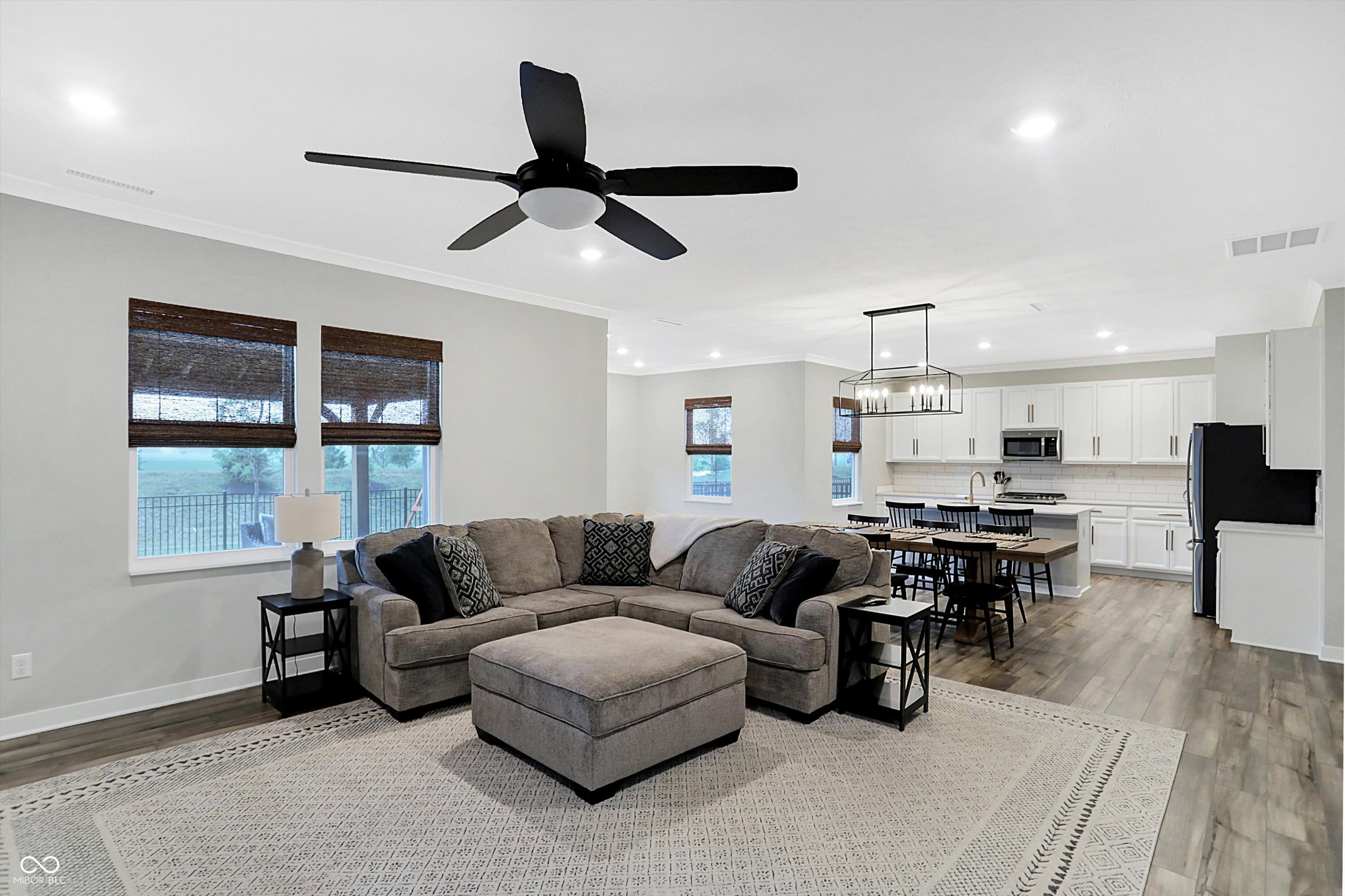 5367 Oak Knoll Drive