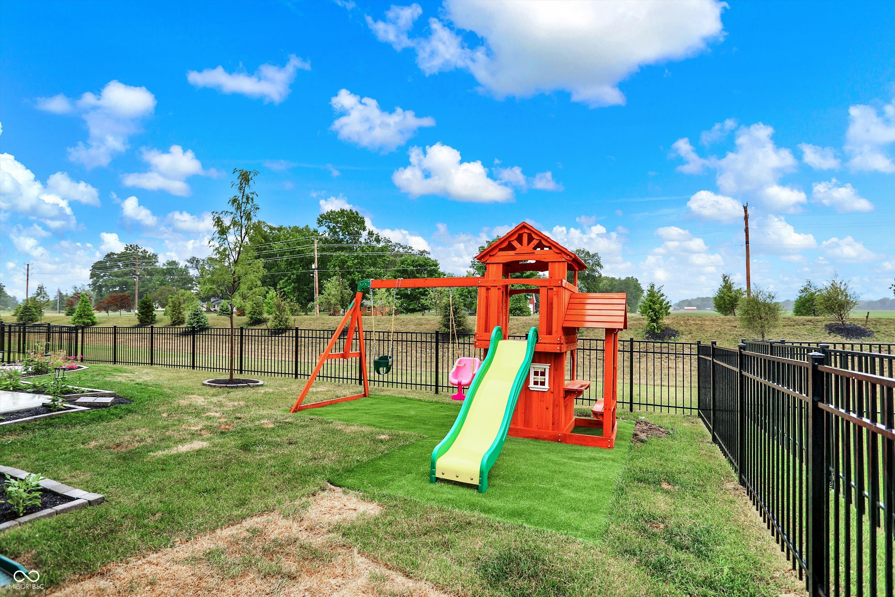 5367 Oak Knoll Drive