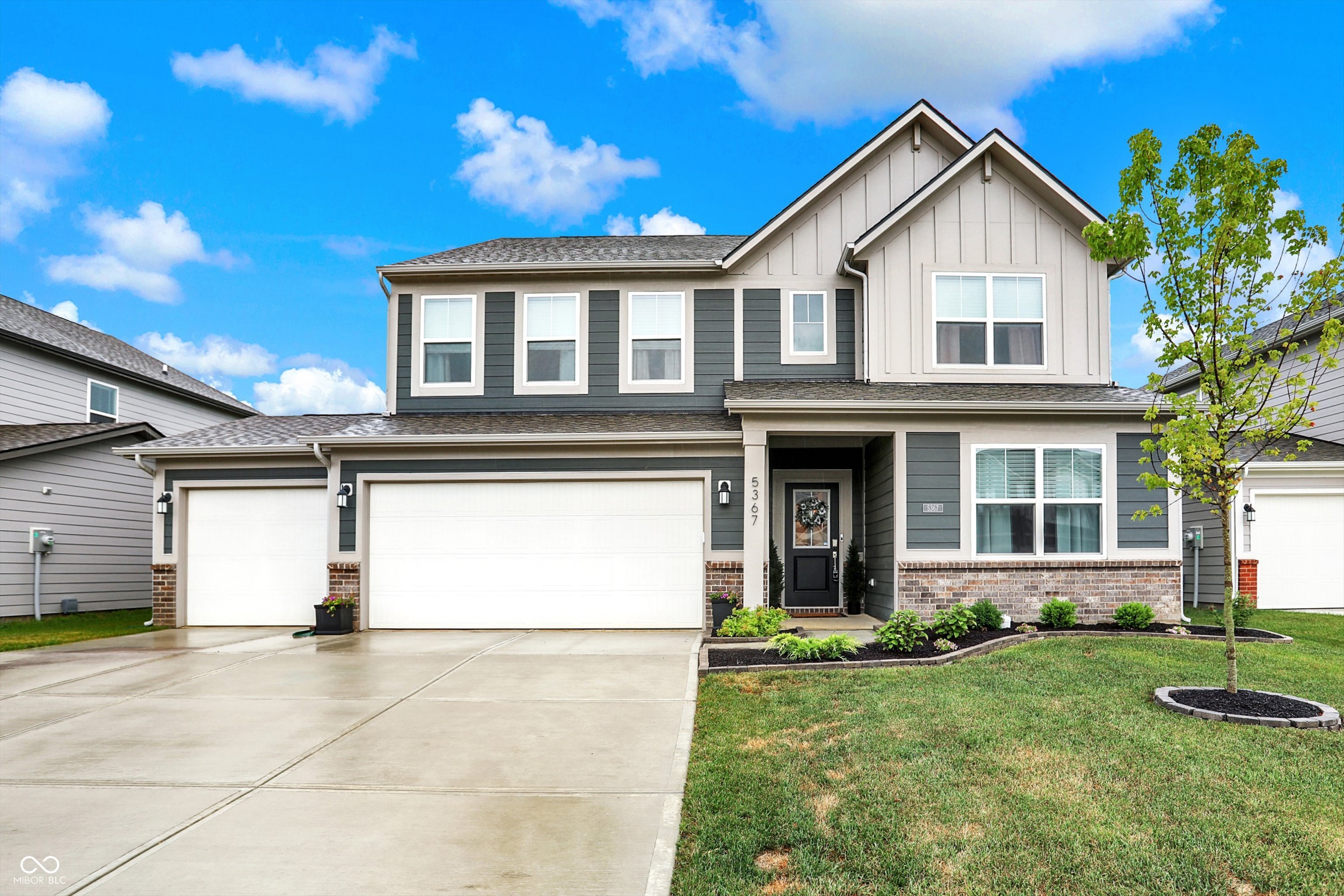 5367 Oak Knoll Drive
